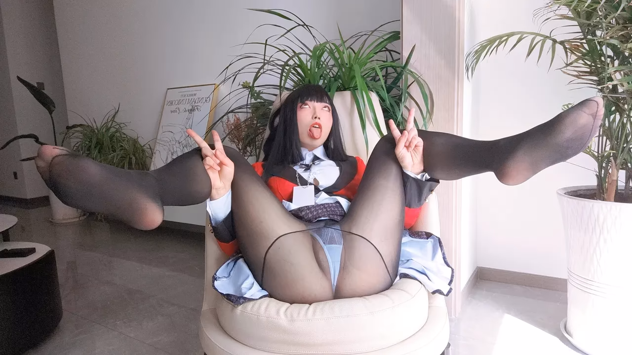 Calir_CC as Yumeko Jabami — cosplay photo 17 of 87