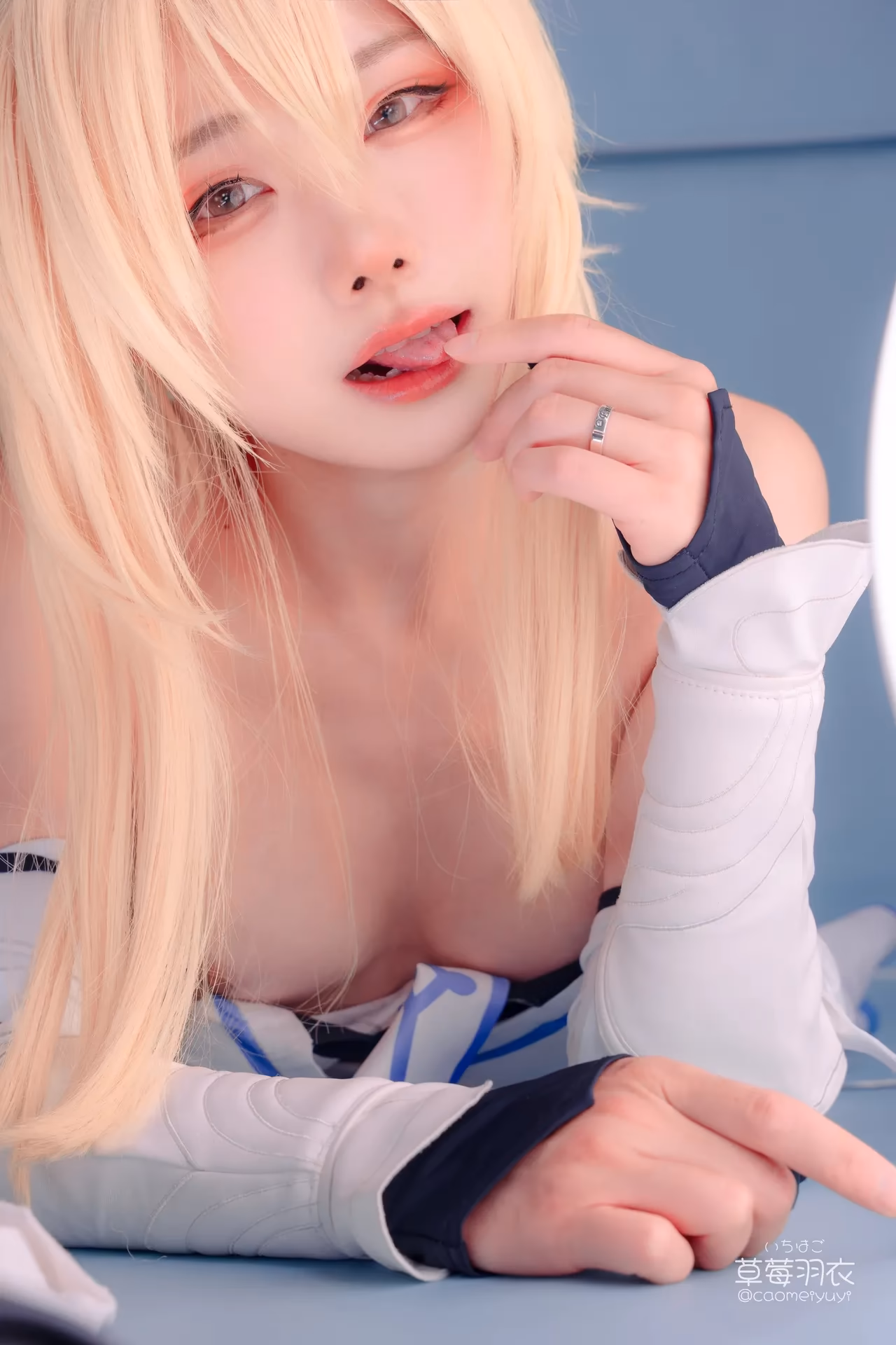 Caomeiyuyi as Lumine — cosplay photo 14 of 59