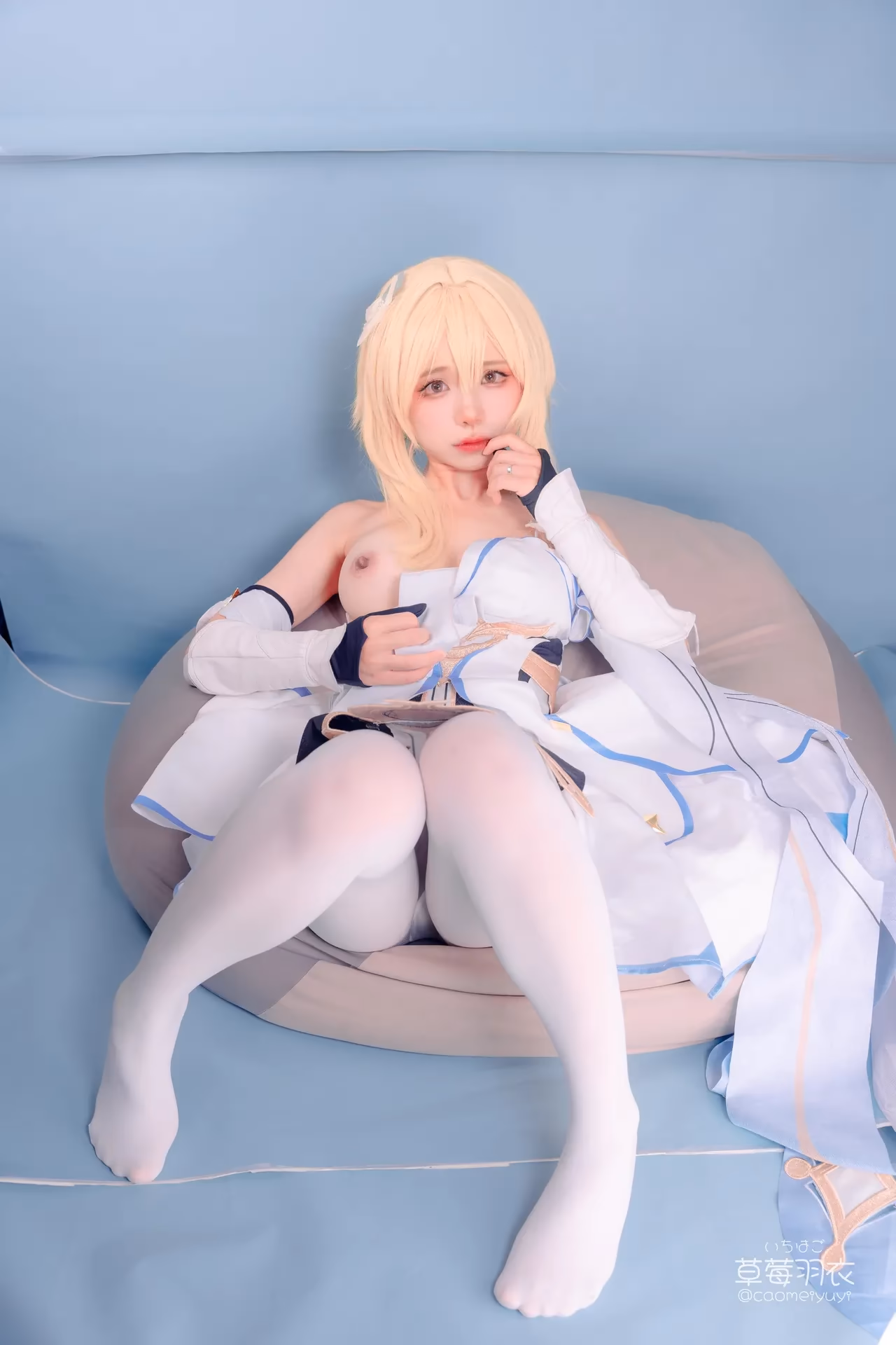 Caomeiyuyi as Lumine — cosplay photo 52 of 59