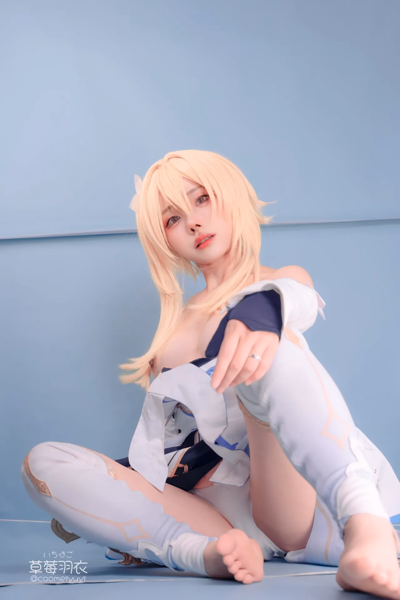 Caomeiyuyi as Lumine — cosplay photo 8 of 59