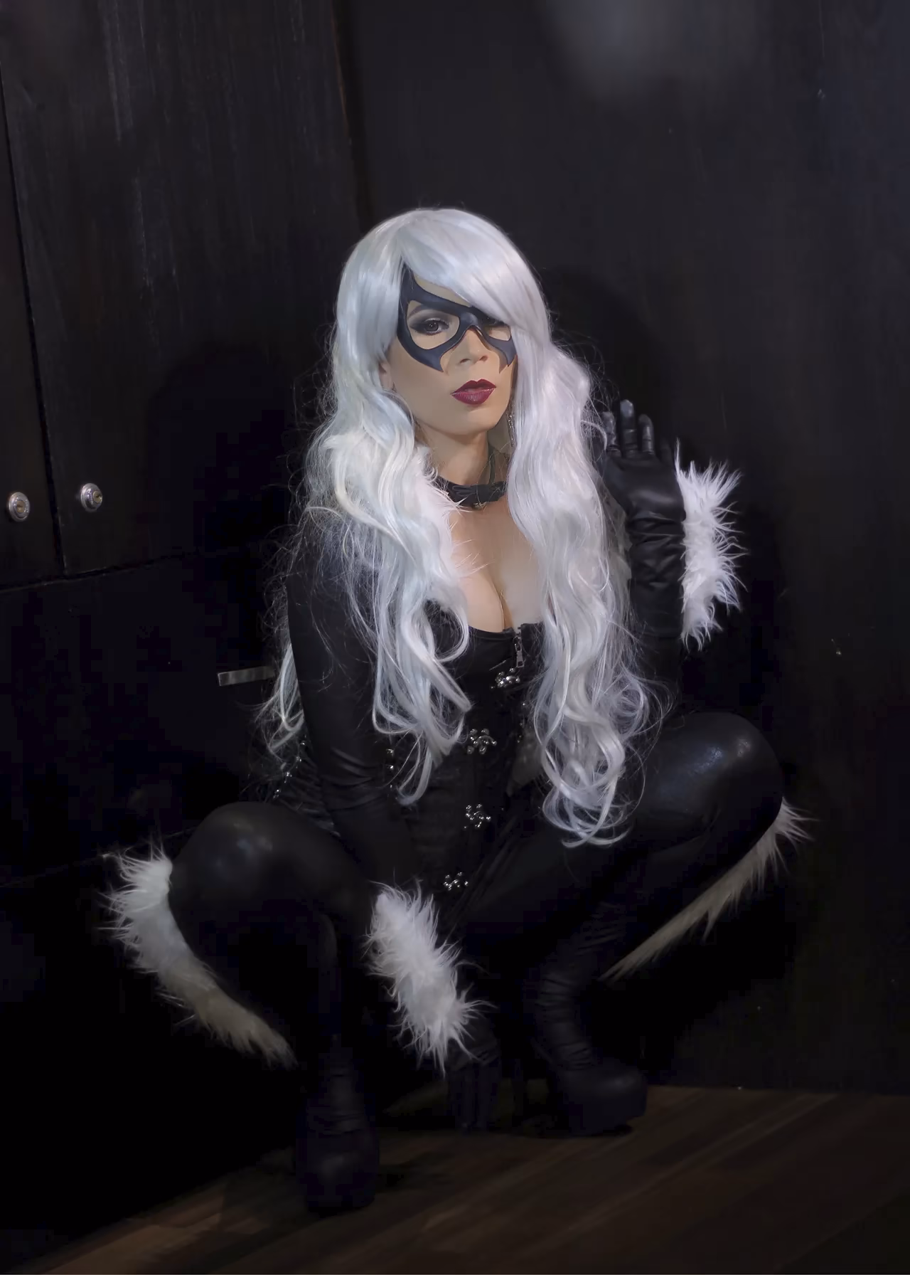 Caroangulito as Black Cat — cosplay photo 23 of 47