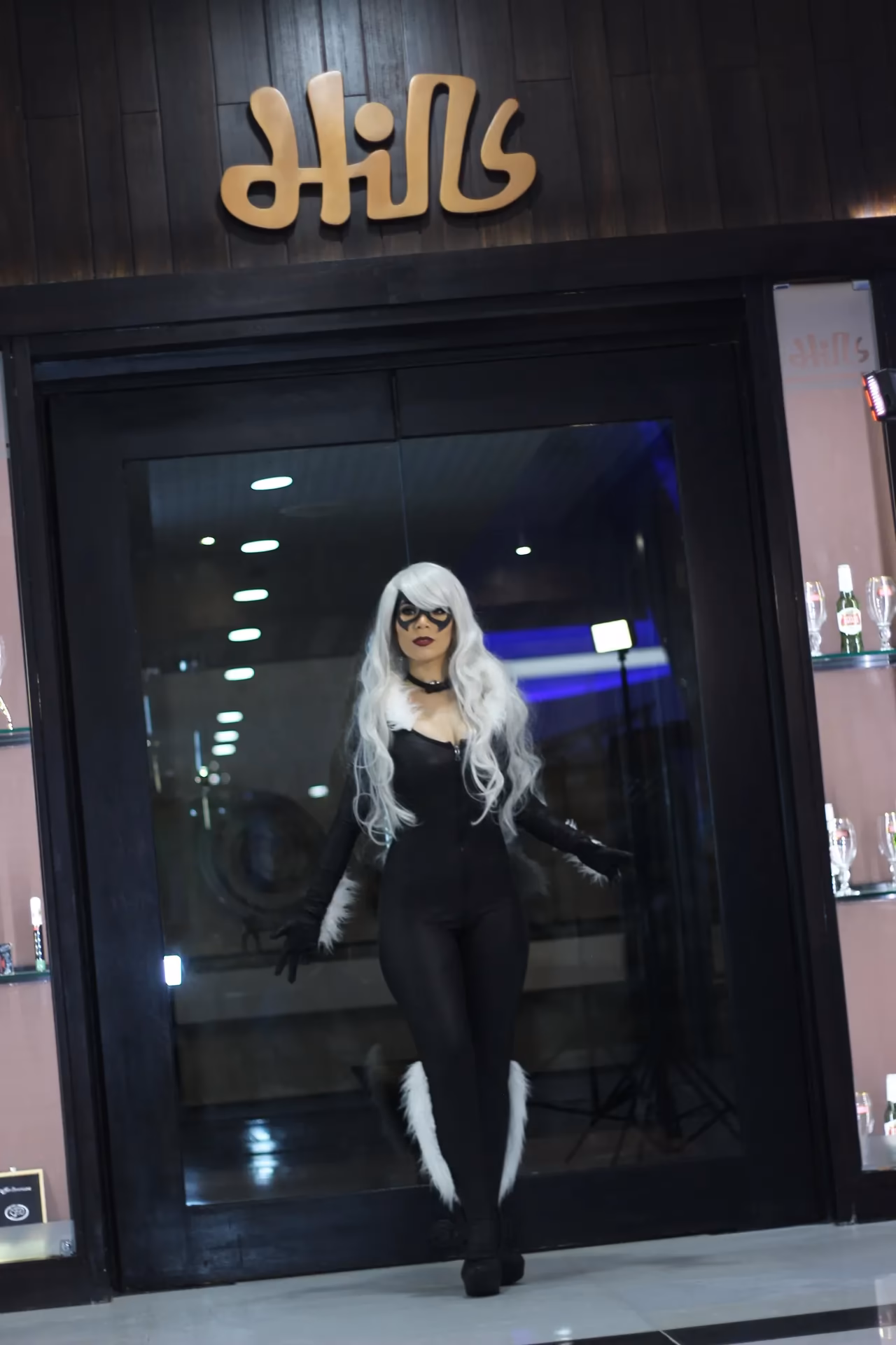 Caroangulito as Black Cat — cosplay photo 27 of 47