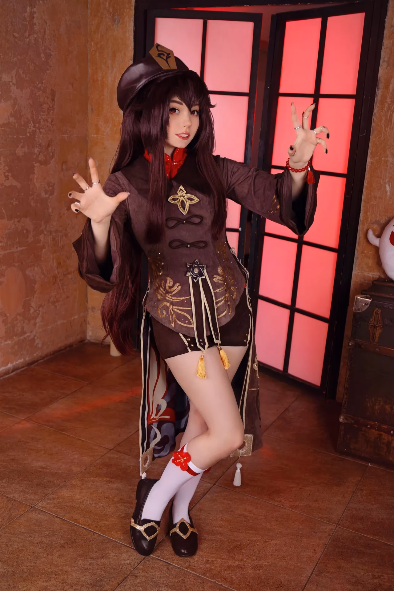 Caticornplay as Hu Tao — cosplay photo 6 of 29