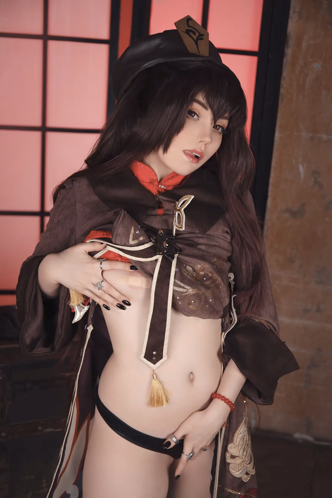 Caticornplay as Hu Tao — cosplay photo 9 of 29
