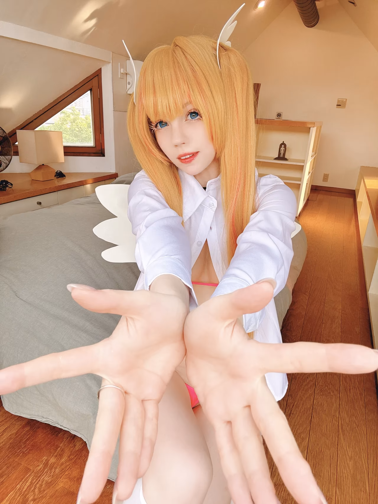 Caticornplay as Lilysa Amano — cosplay photo 9 of 37
