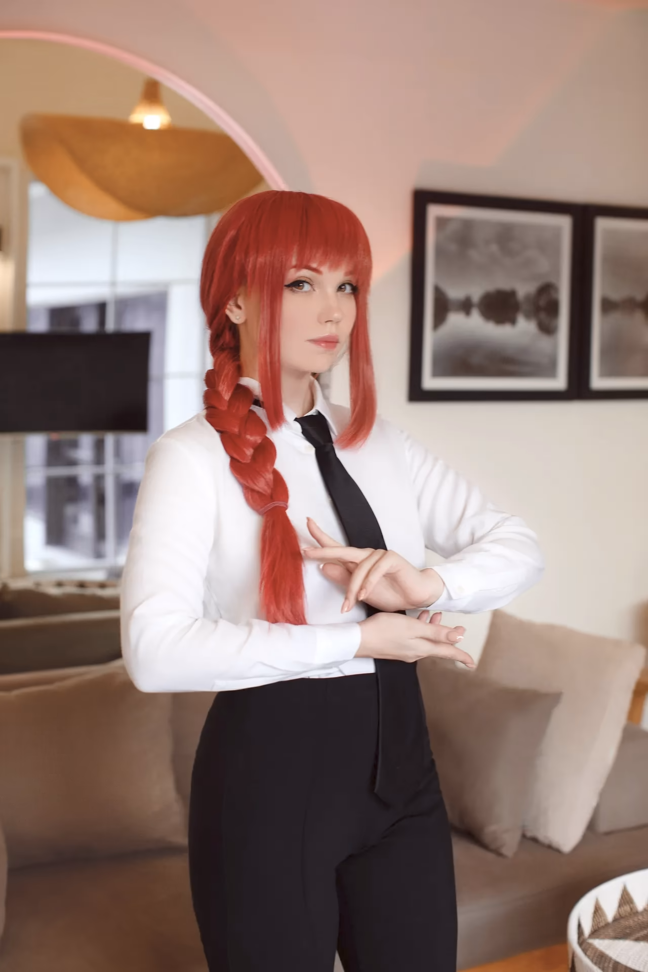 Caticornplay as Makima — cosplay photo 4 of 41