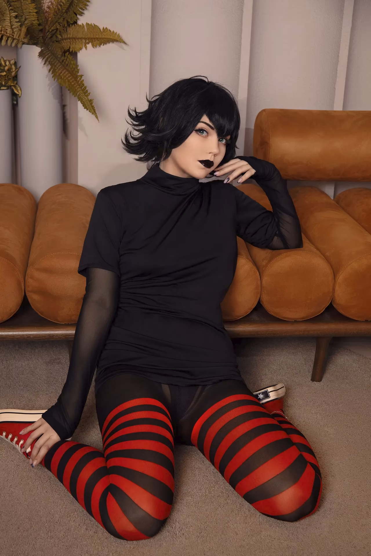 Caticornplay as Mavis Dracula — cosplay photo 3 of 28
