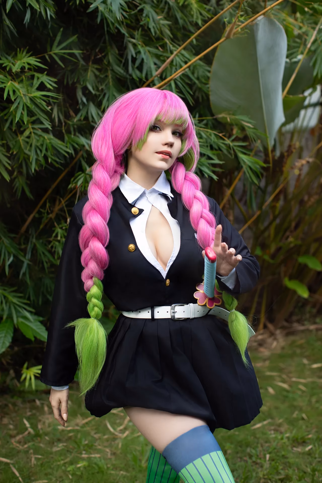 Caticornplay as Mitsuri Kanroji — cosplay photo 4 of 54