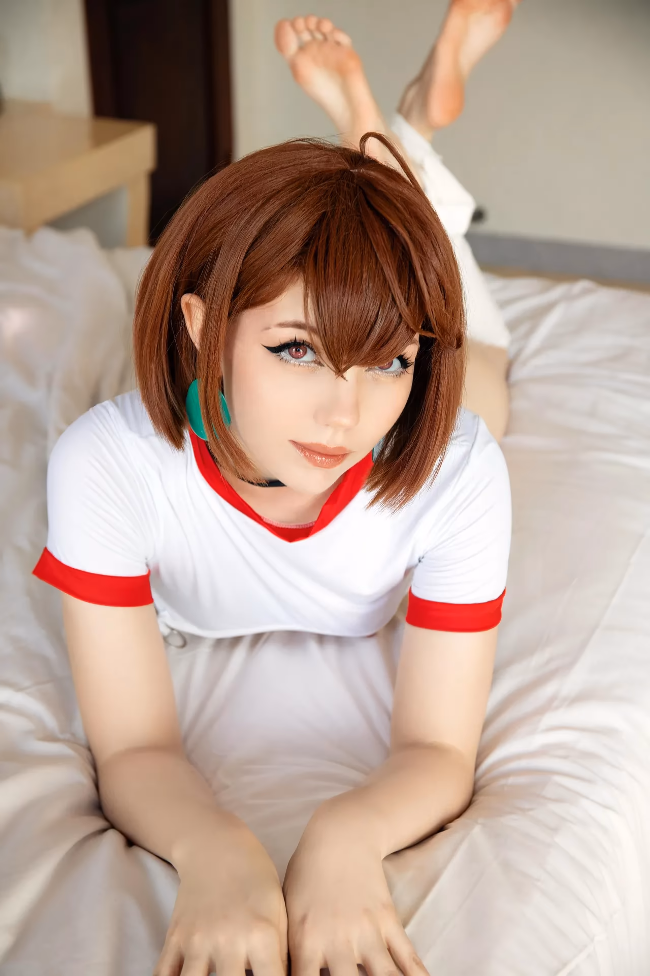 Caticornplay as Momo Ayase — cosplay photo 24 of 35