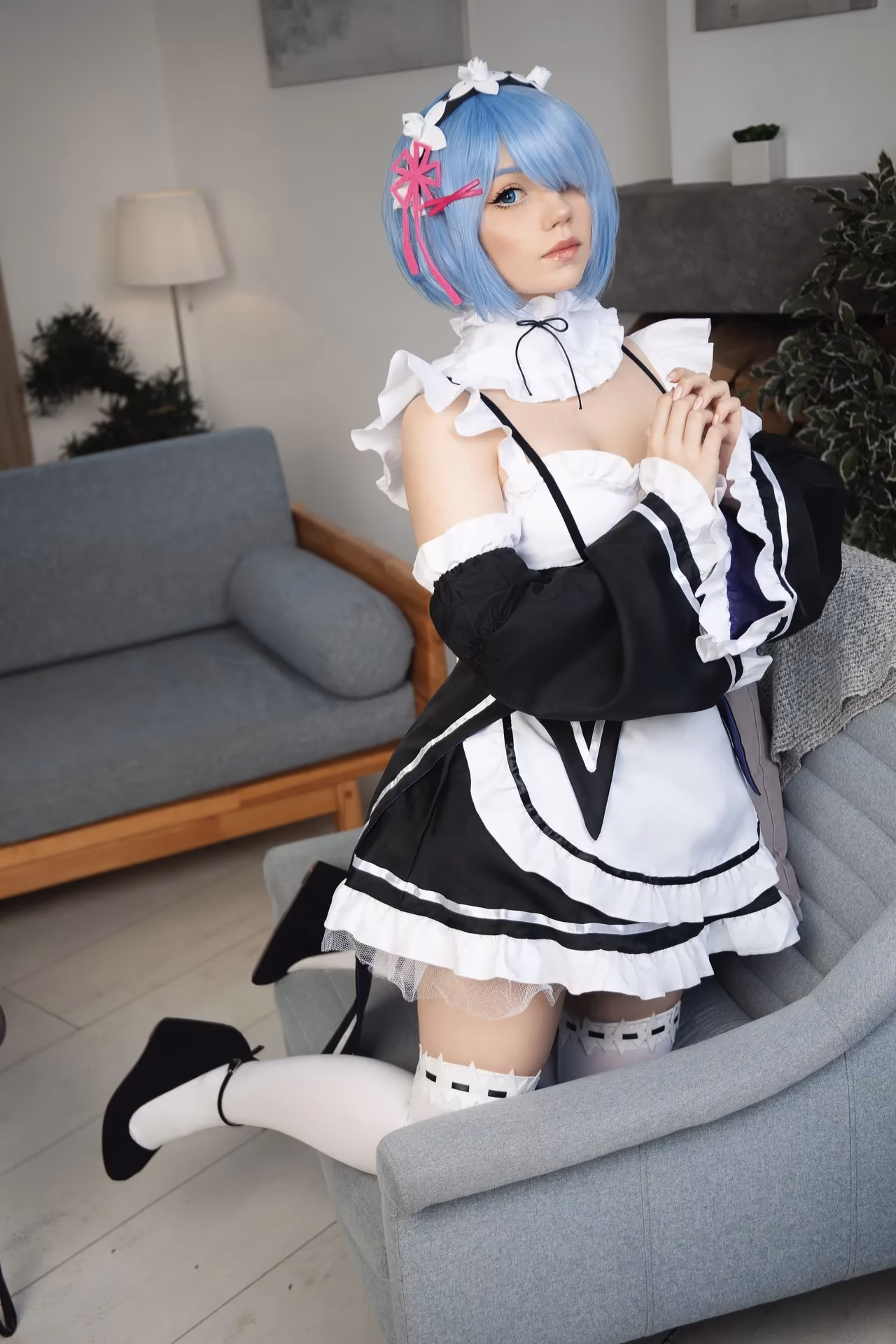 Caticornplay as Rem — cosplay photo 5 of 63