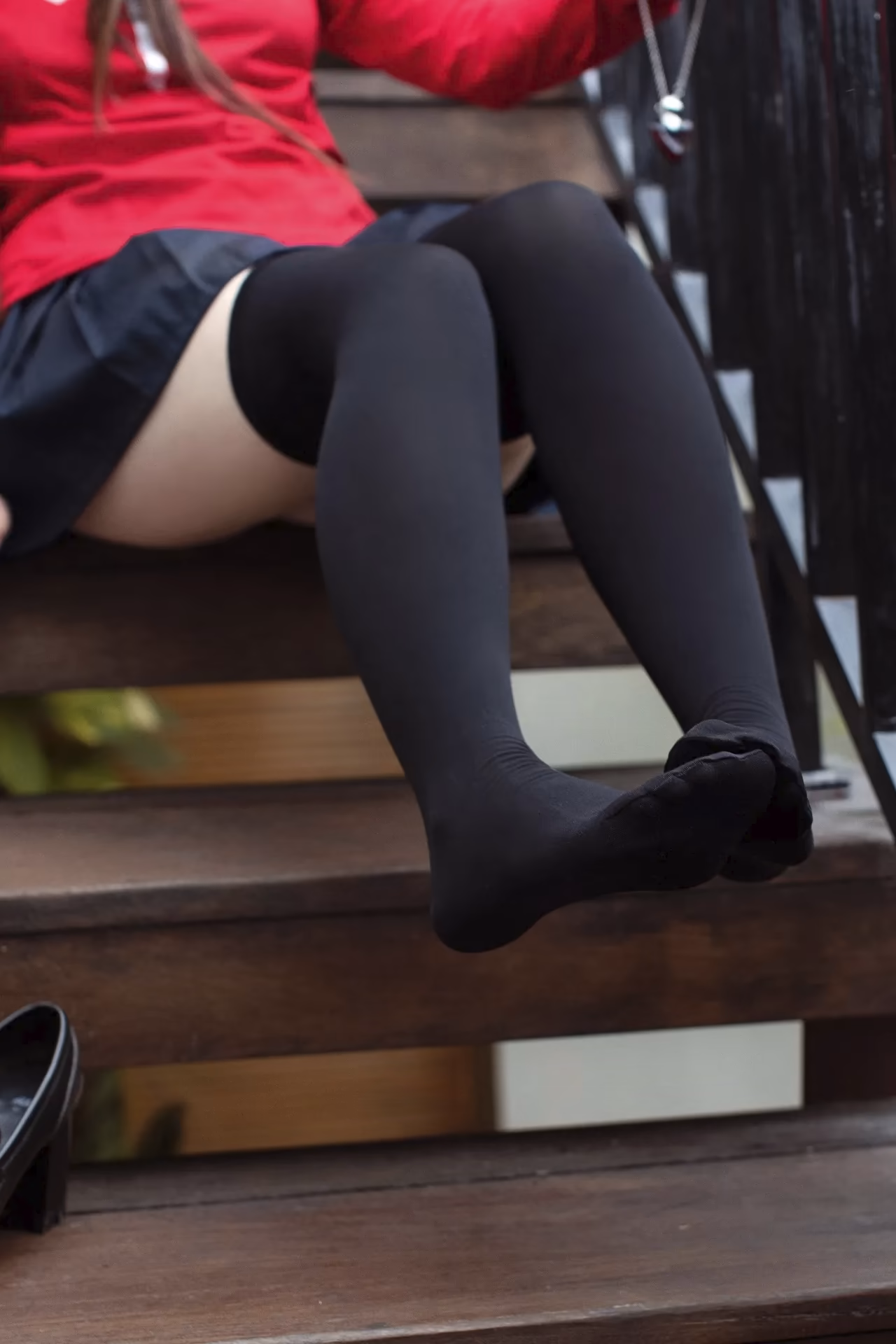 Caticornplay as Rin Tohsaka — cosplay photo 13 of 49
