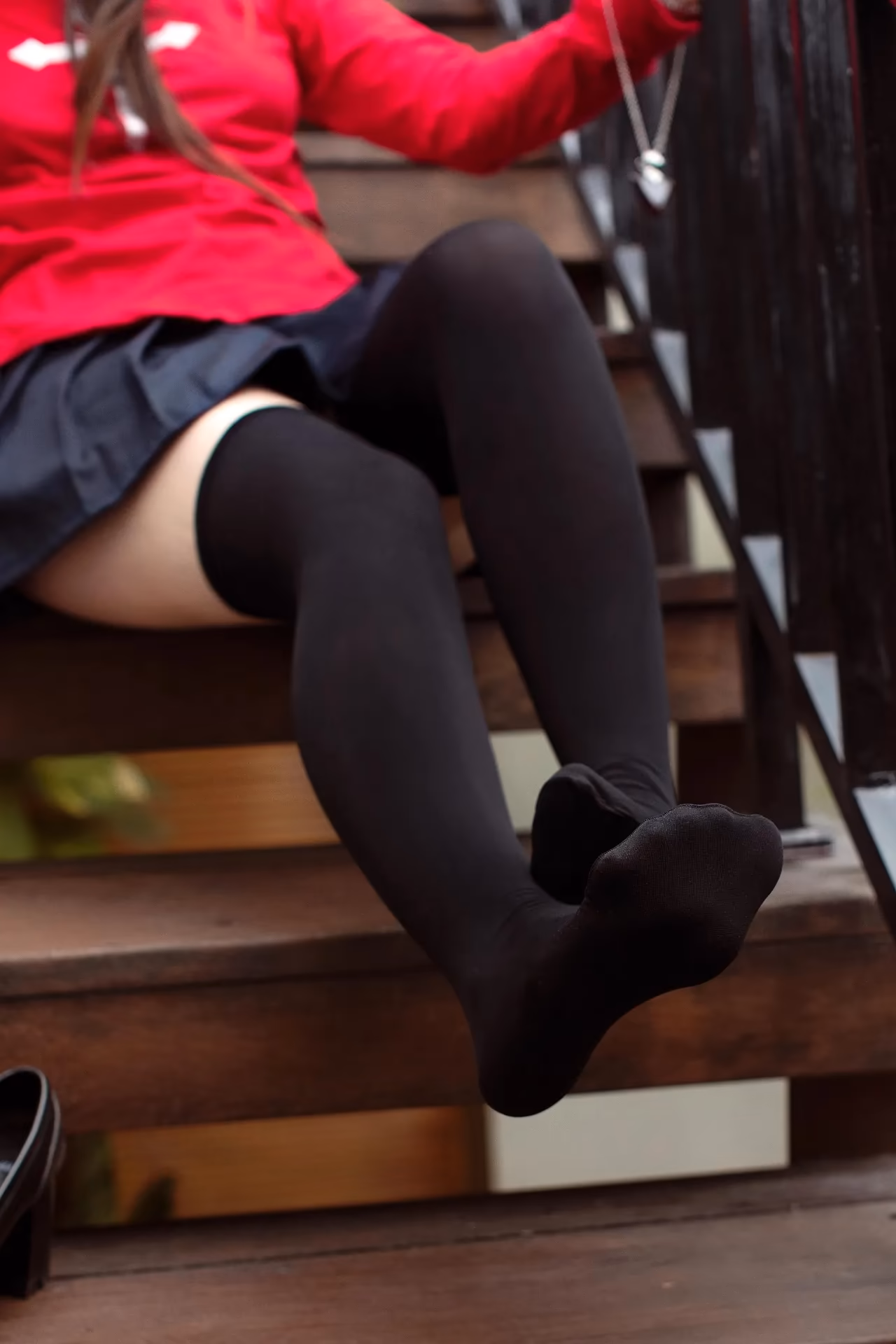 Caticornplay as Rin Tohsaka — cosplay photo 14 of 49