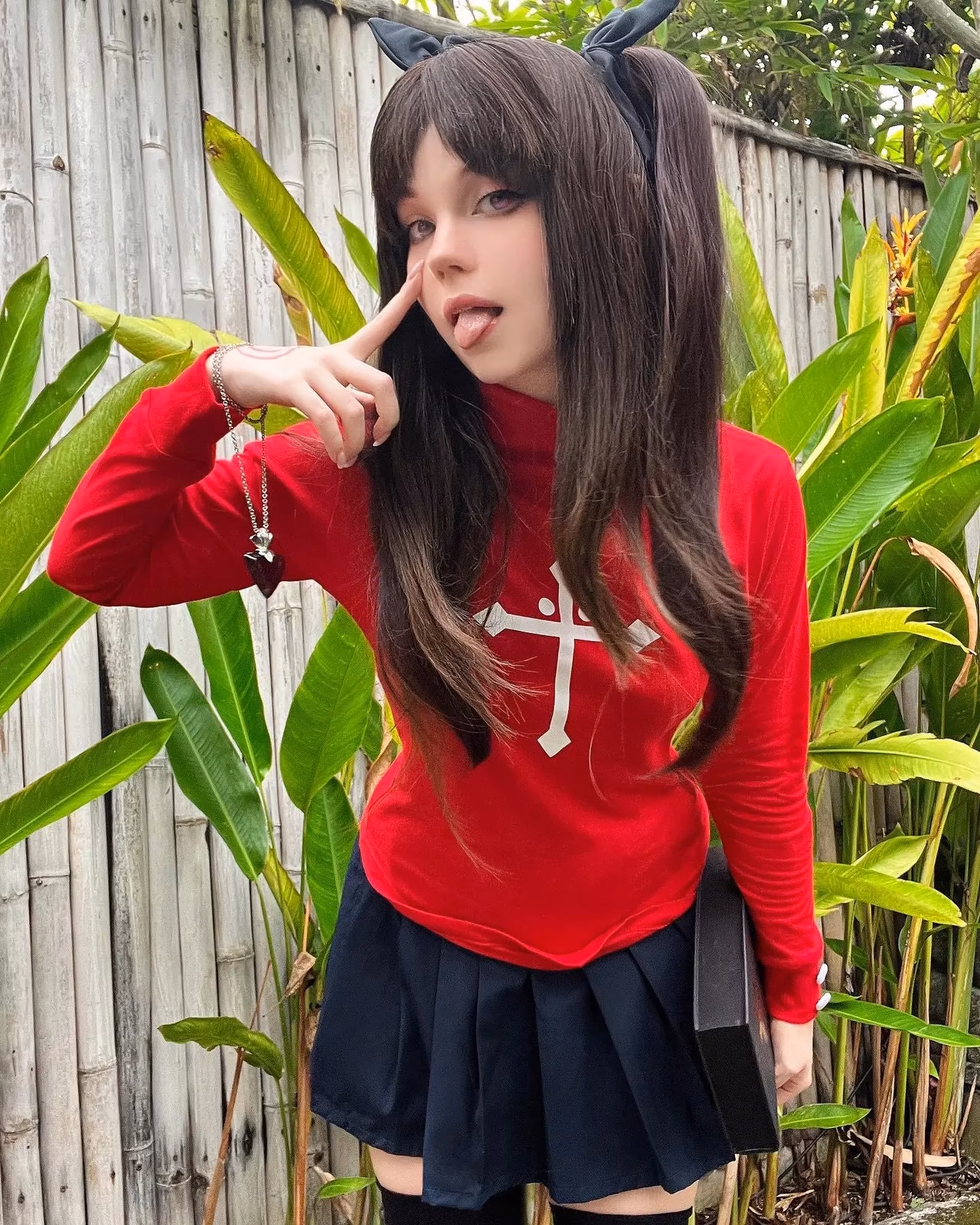 Caticornplay as Rin Tohsaka — cosplay photo 36 of 49