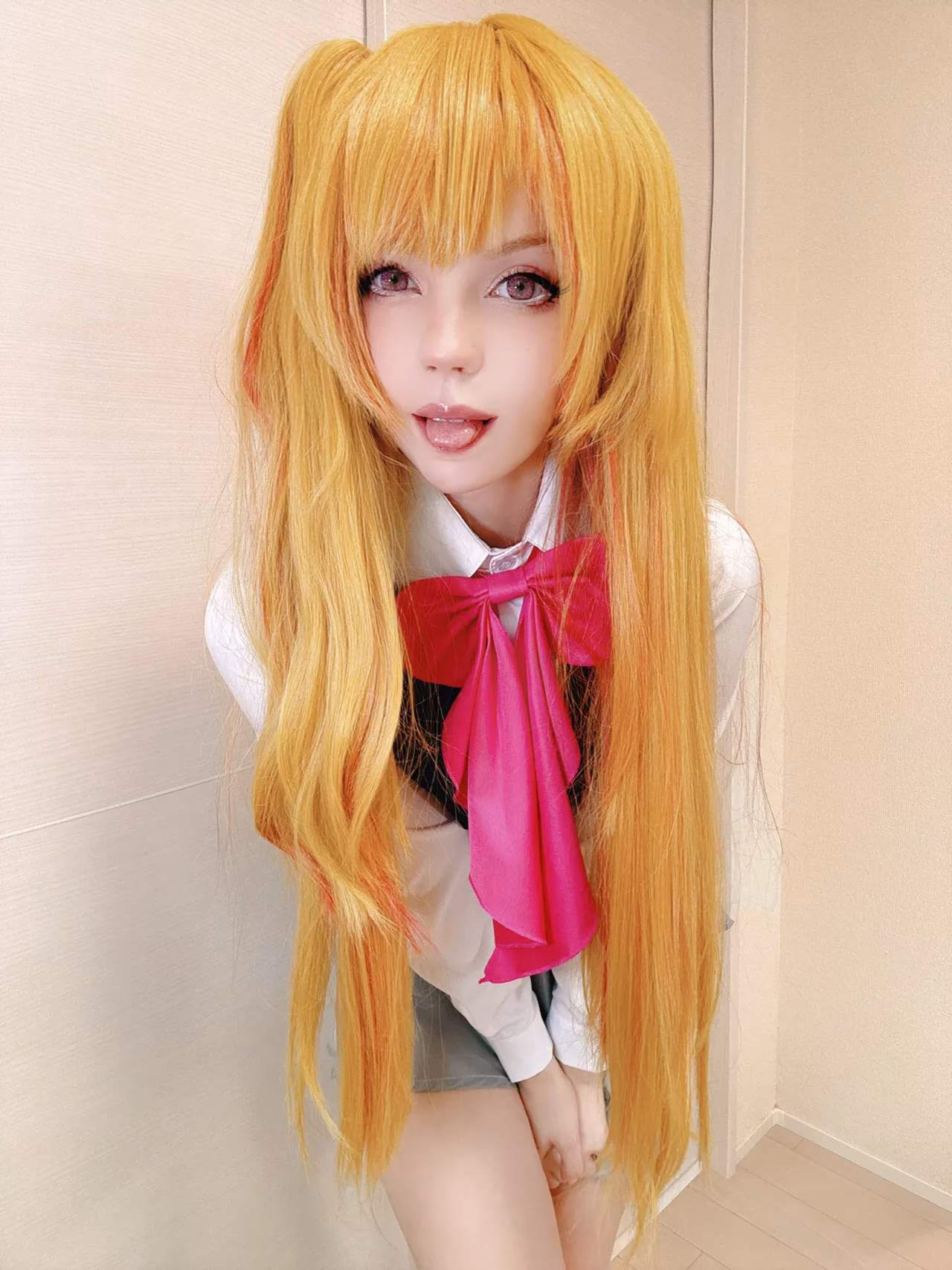 Caticornplay as Ruby Hoshino — cosplay photo 19 of 29