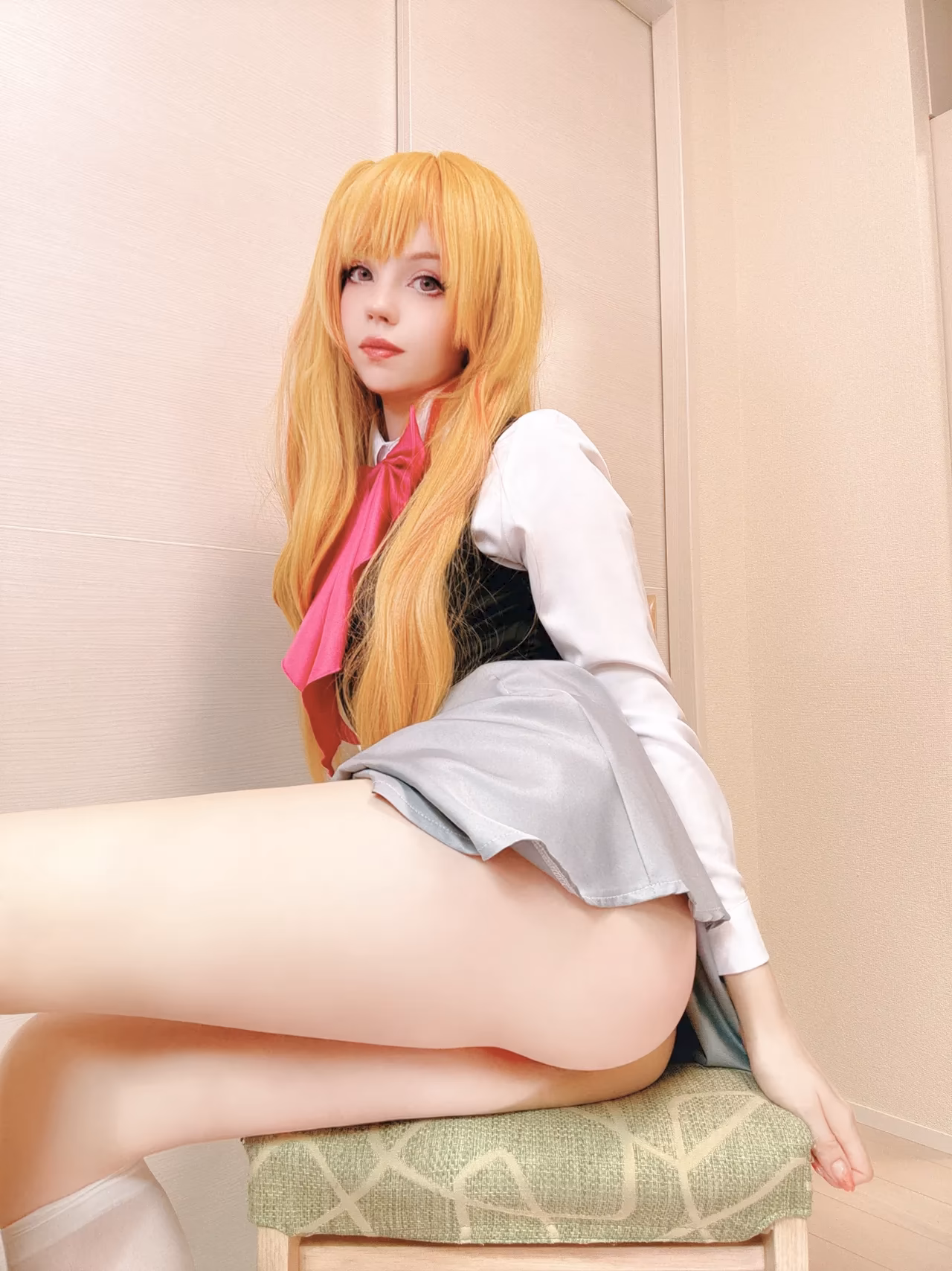 Caticornplay as Ruby Hoshino — cosplay photo 8 of 29