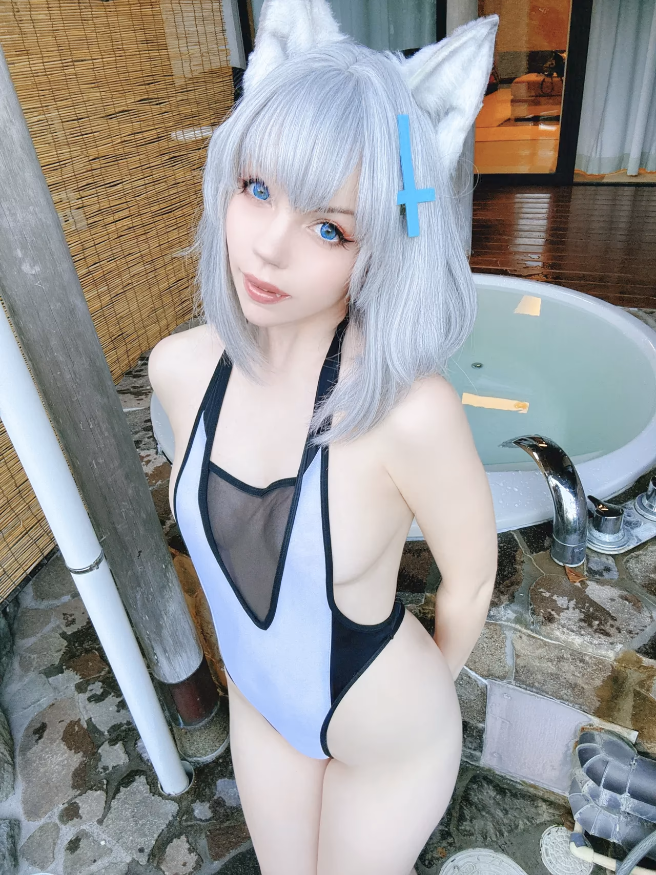 Caticornplay as Shiroko Sunaookami — cosplay photo 16 of 28