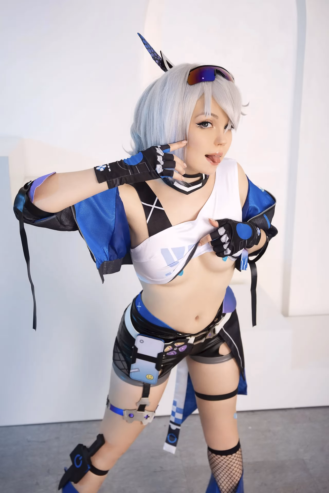 Caticornplay as Silver Wolf — cosplay photo 10 of 74