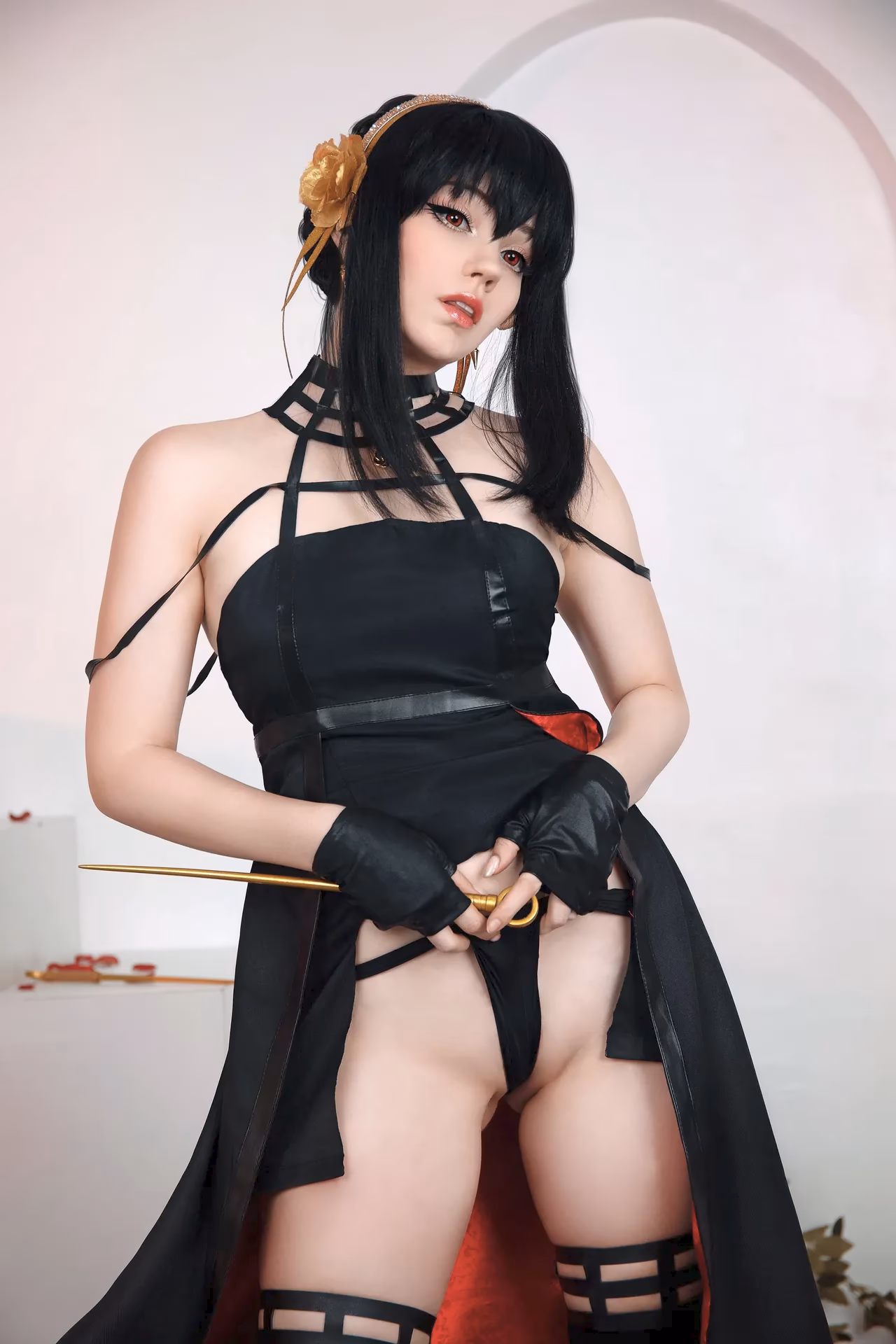 Caticornplay as Yor Forger — cosplay photo 2 of 58