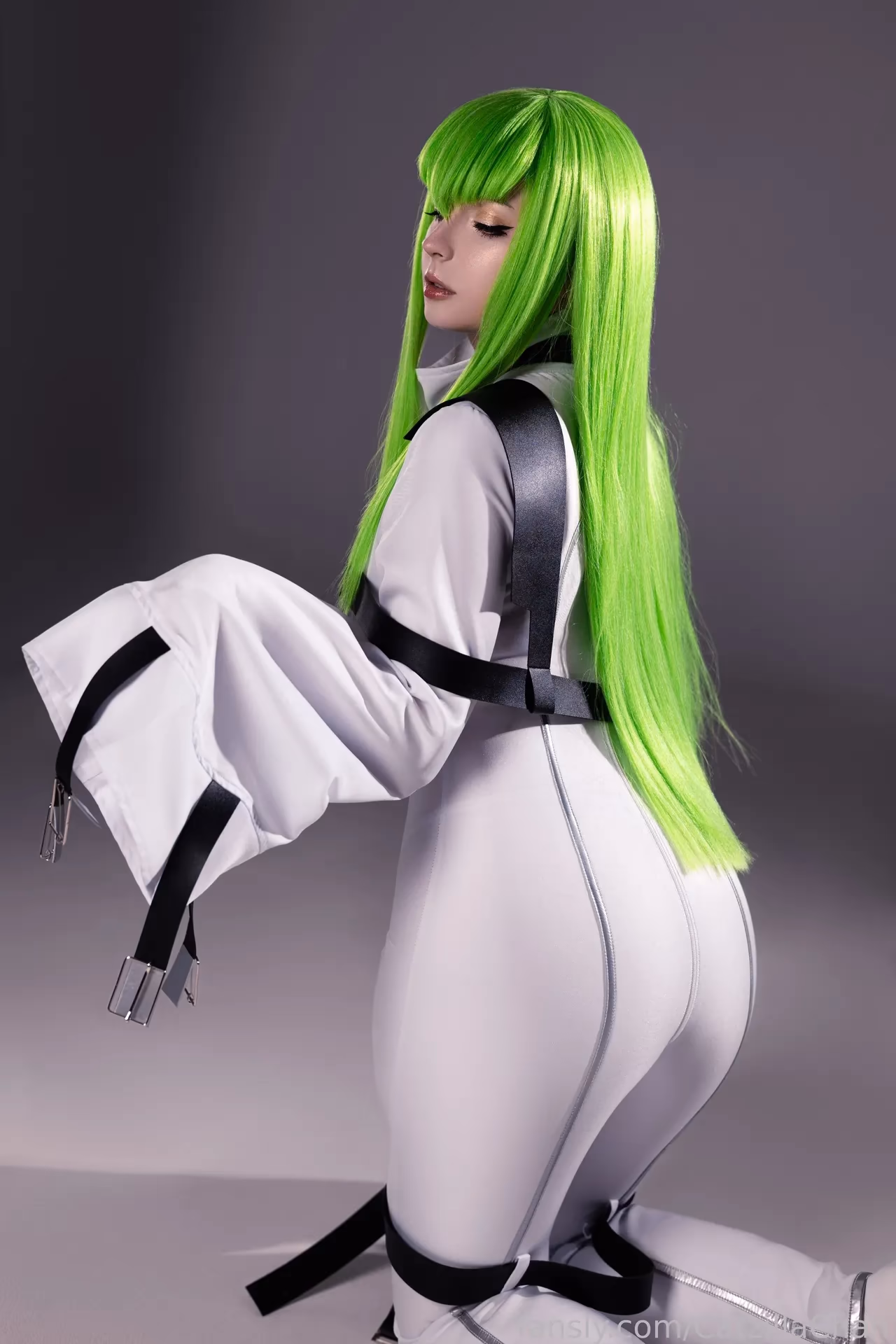 CatzillaChan as C.C. — cosplay photo 10 of 18