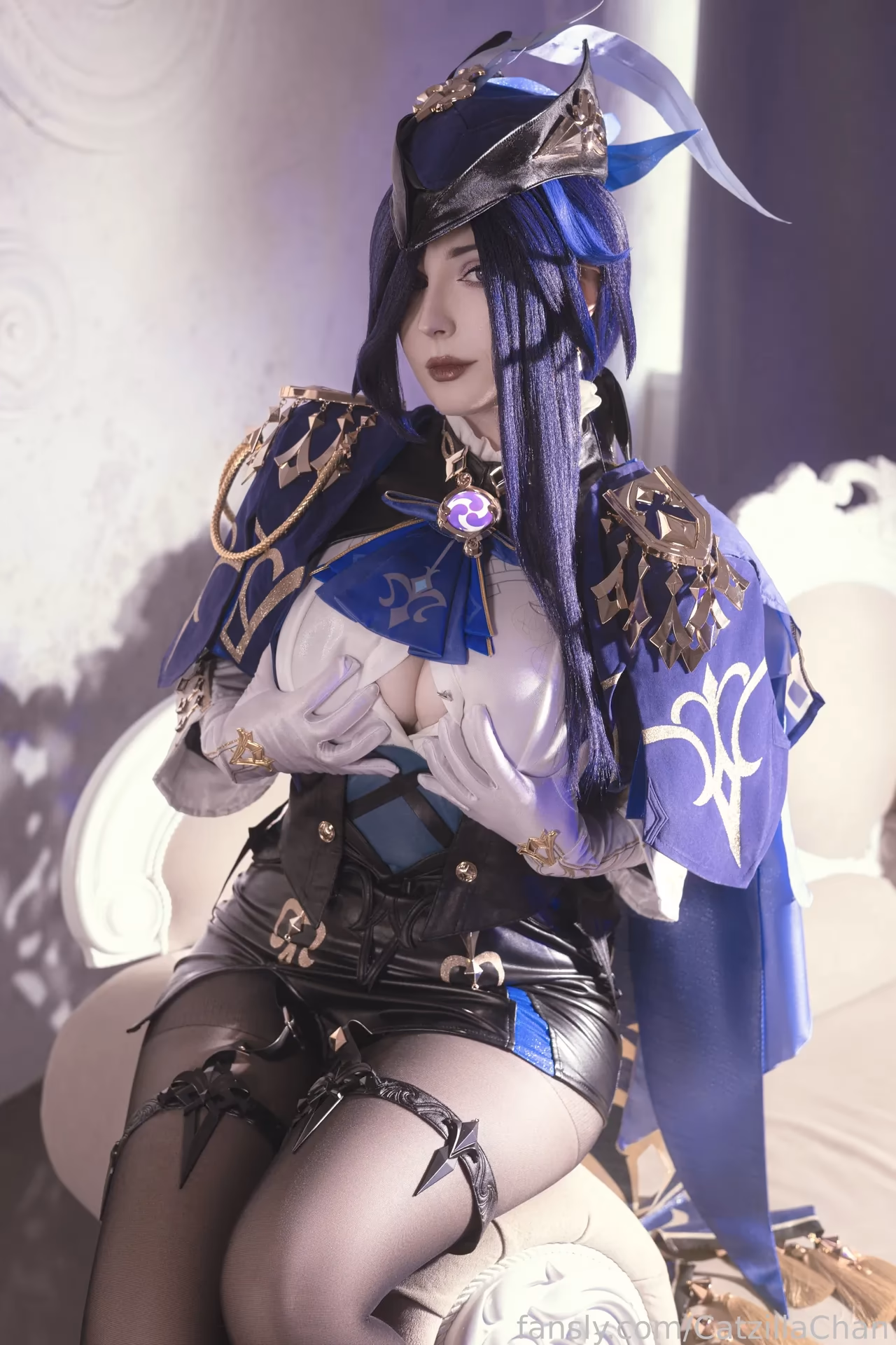 CatzillaChan as Clorinde — cosplay photo 2 of 24