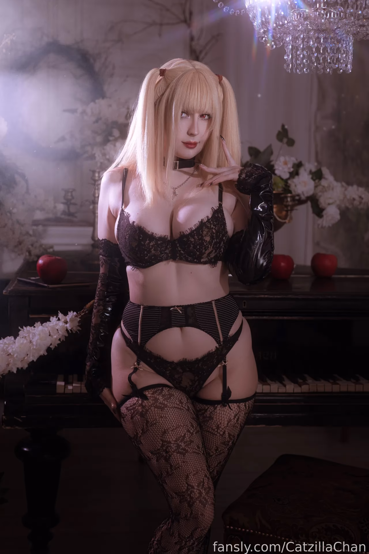 CatzillaChan as Misa Amane — cosplay photo 31 of 90