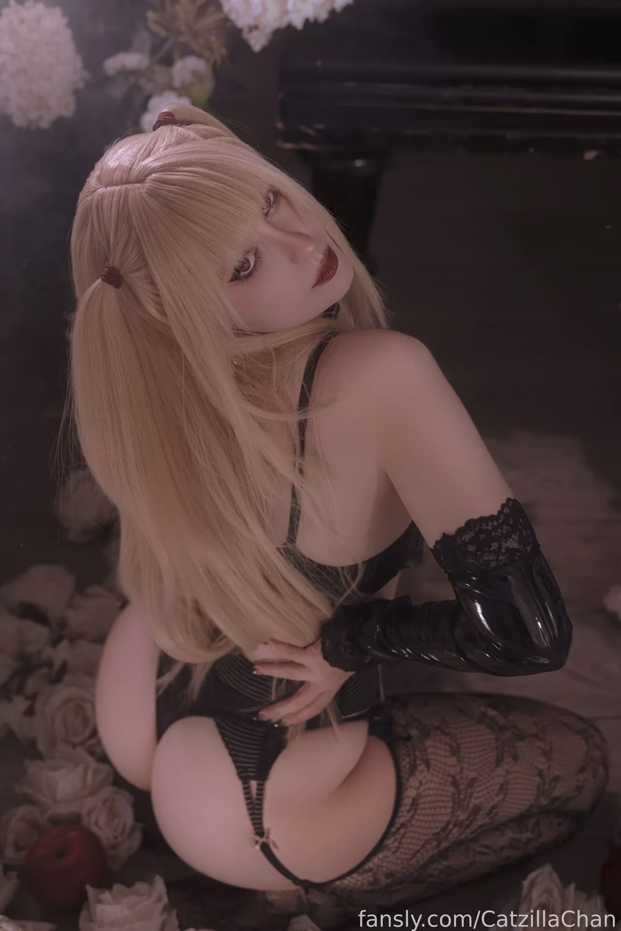 CatzillaChan as Misa Amane — cosplay photo 49 of 90