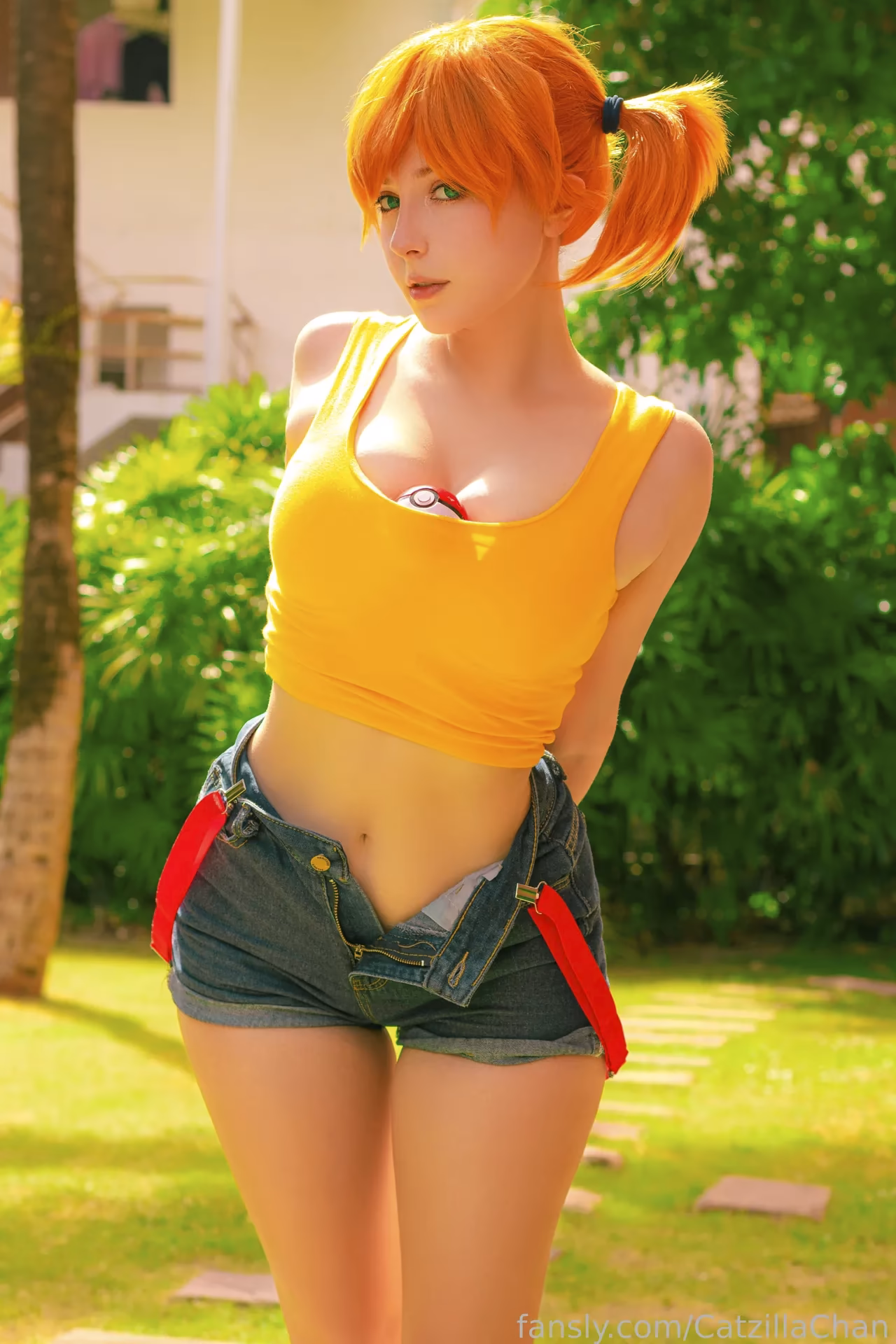 CatzillaChan as Misty — cosplay photo 2 of 24