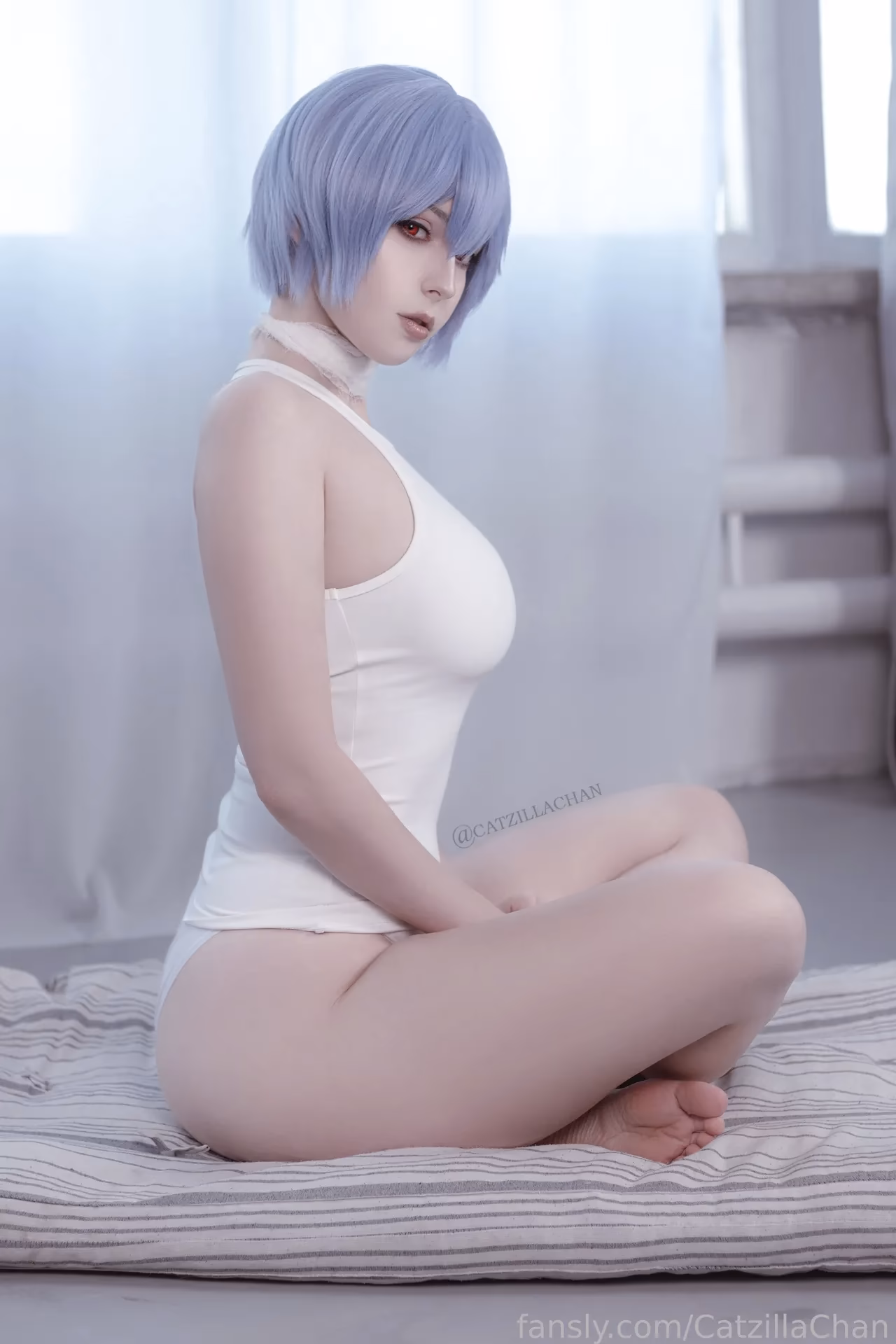CatzillaChan as Rei Ayanami — cosplay photo 7 of 20