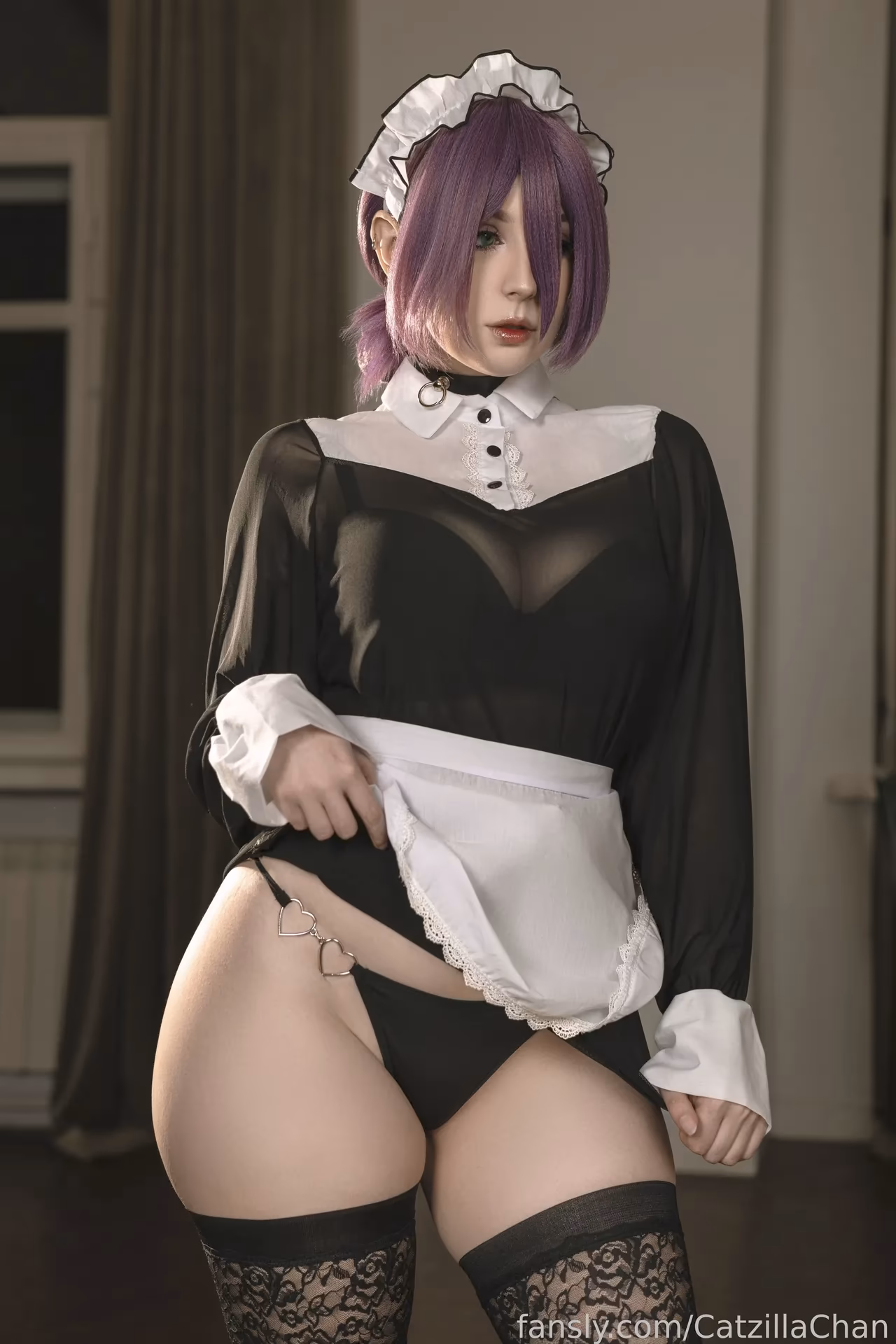 CatzillaChan as Reze — cosplay photo 2 of 18