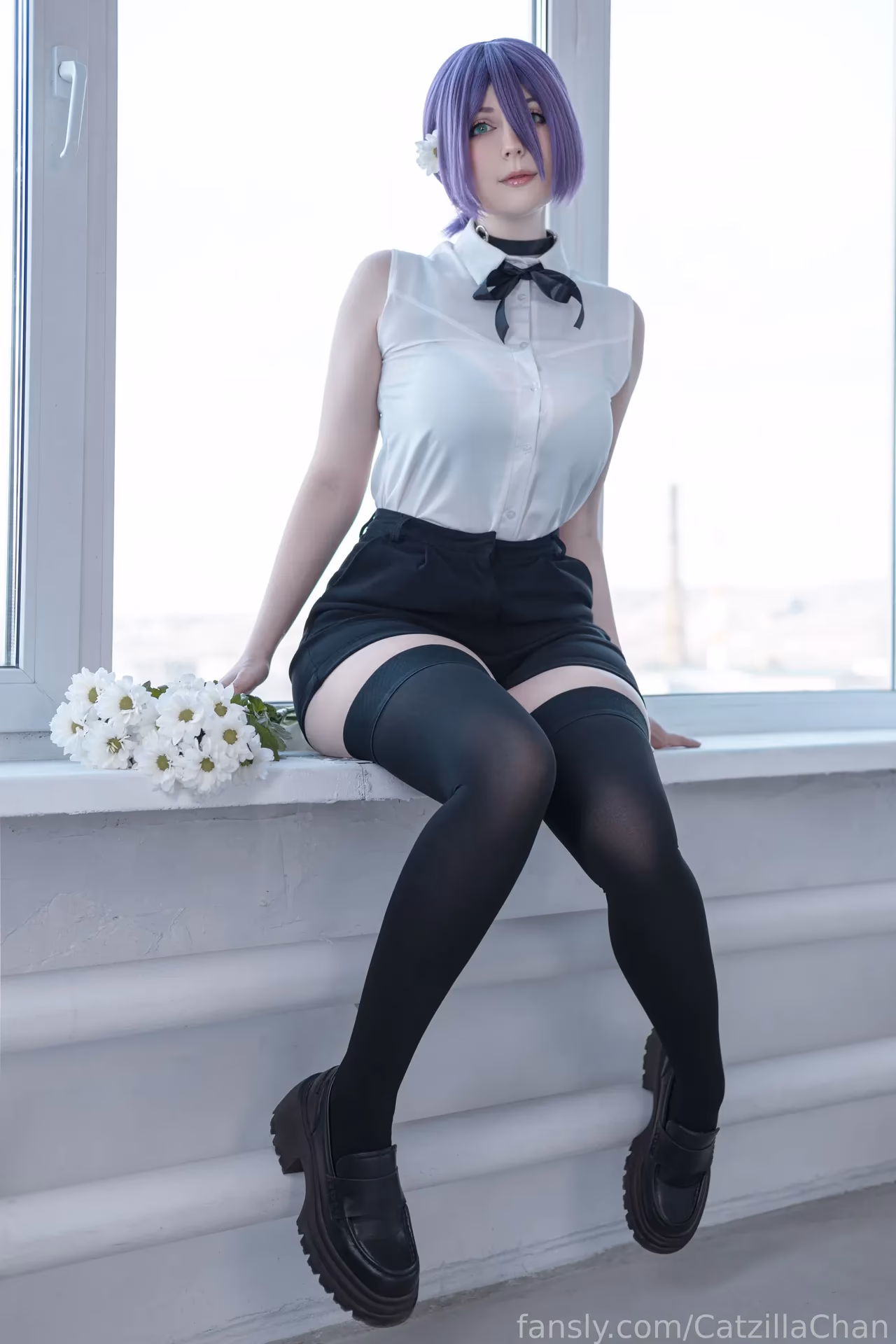 CatzillaChan as Reze — cosplay photo 5 of 19