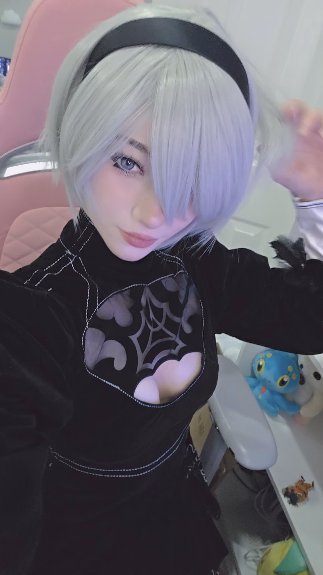 Celebi Cosplays as 2B — cosplay photo 18 of 28