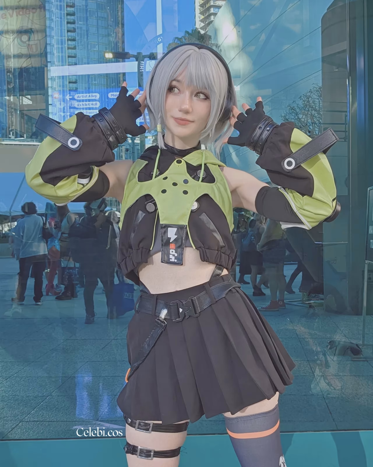Celebi Cosplays as Anby Demara — cosplay photo 4 of 13