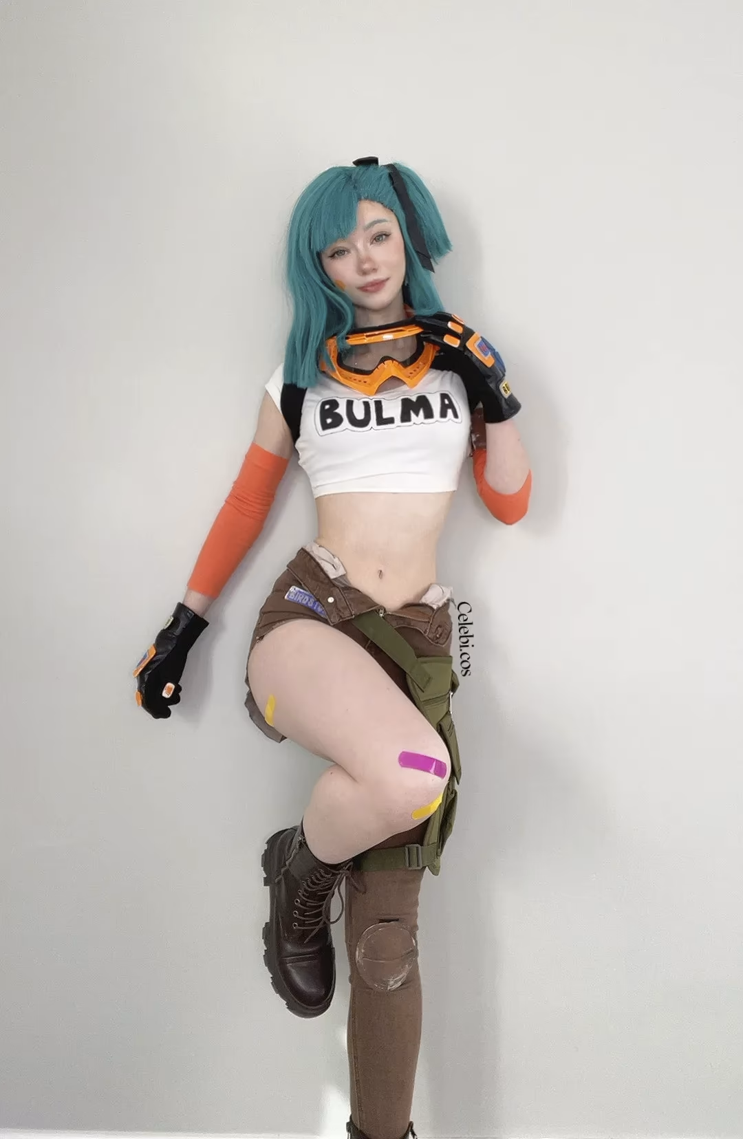 Celebi Cosplays as Bulma — cosplay photo 10 of 26