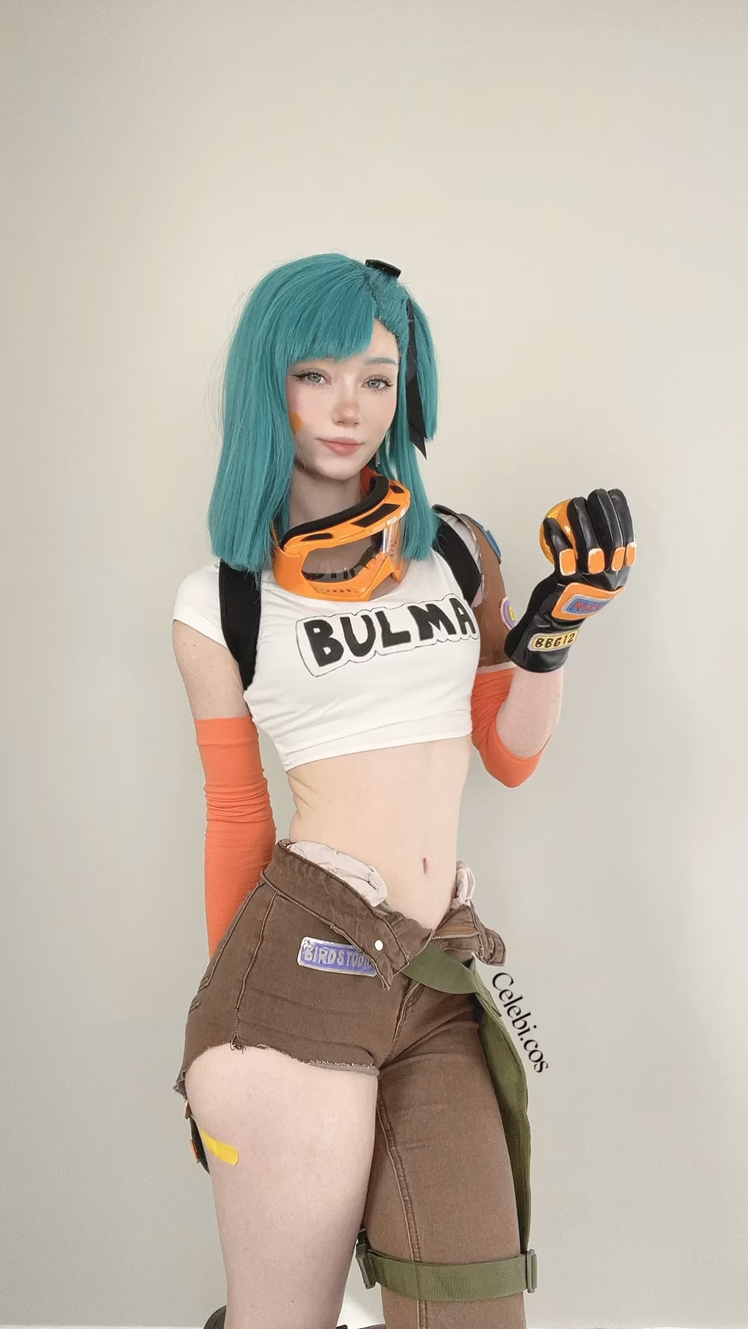 Celebi Cosplays as Bulma — cosplay photo 11 of 26