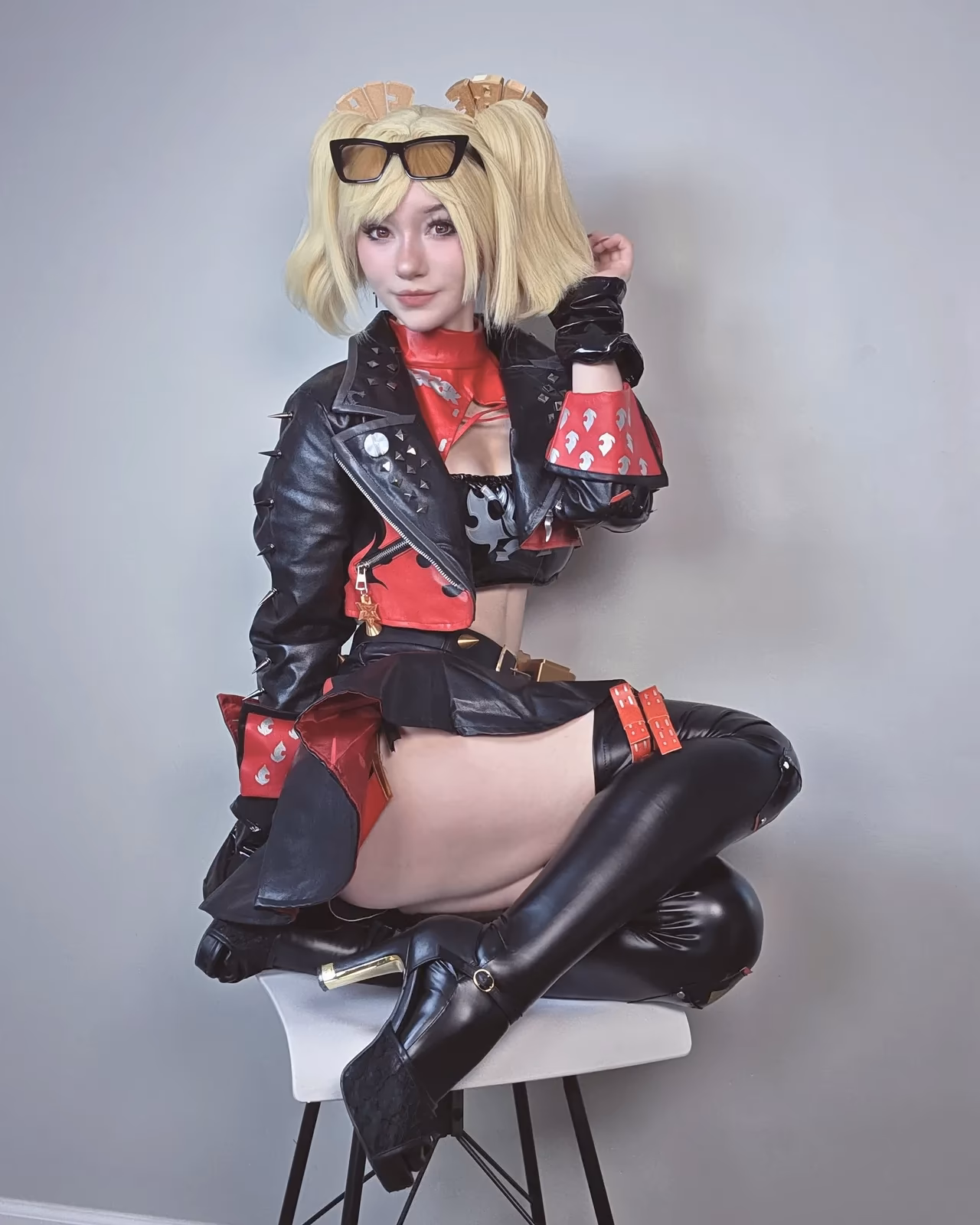 Celebi Cosplays as Burnice White — cosplay photo 12 of 21