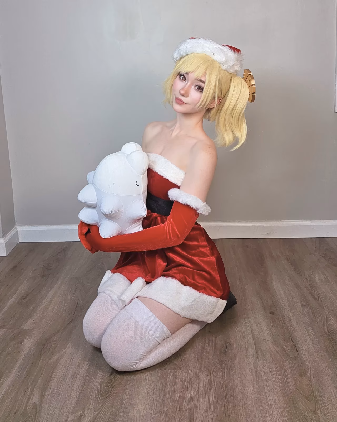 Celebi Cosplays as Burnice White — cosplay photo 17 of 22