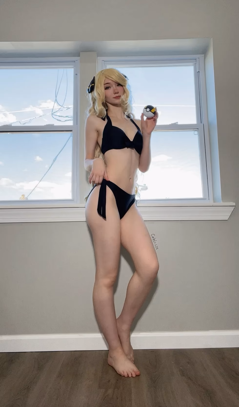Celebi Cosplays as Cynthia — cosplay photo 2 of 16