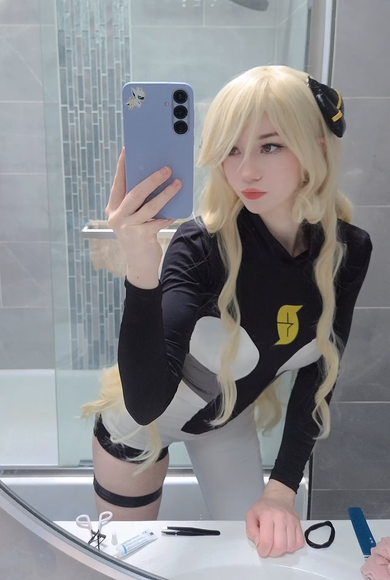 Celebi Cosplays as Cynthia — cosplay photo 8 of 17