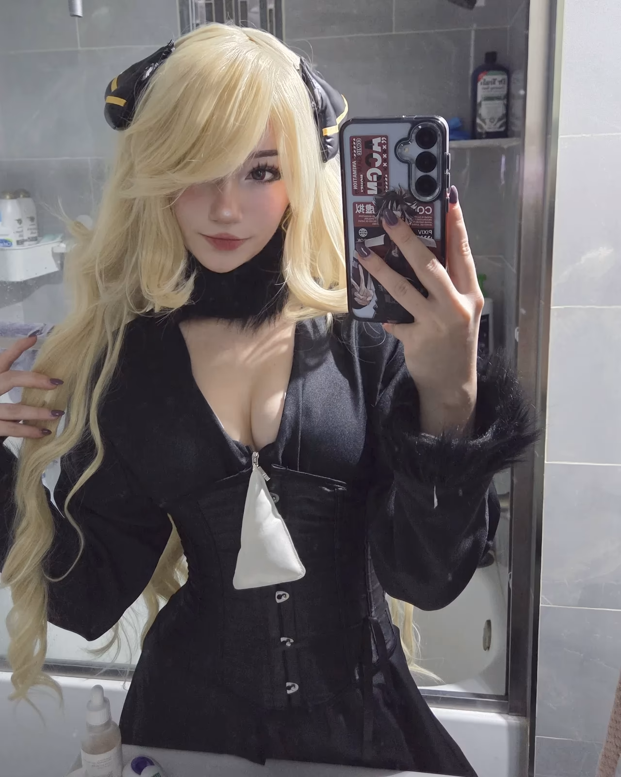 Celebi Cosplays as Cynthia — cosplay photo 14 of 17