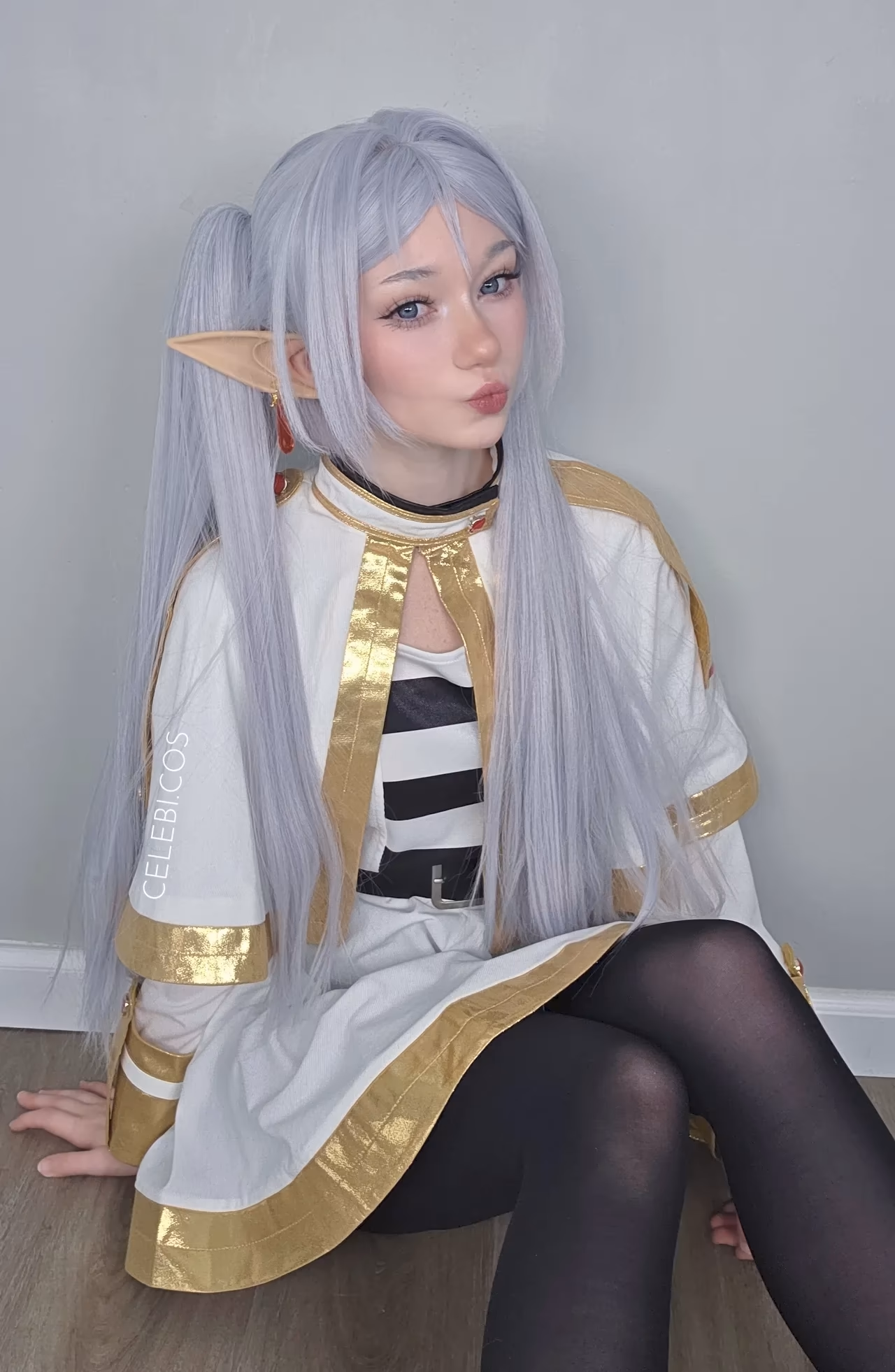 Celebi Cosplays as Frieren — cosplay photo 6 of 13