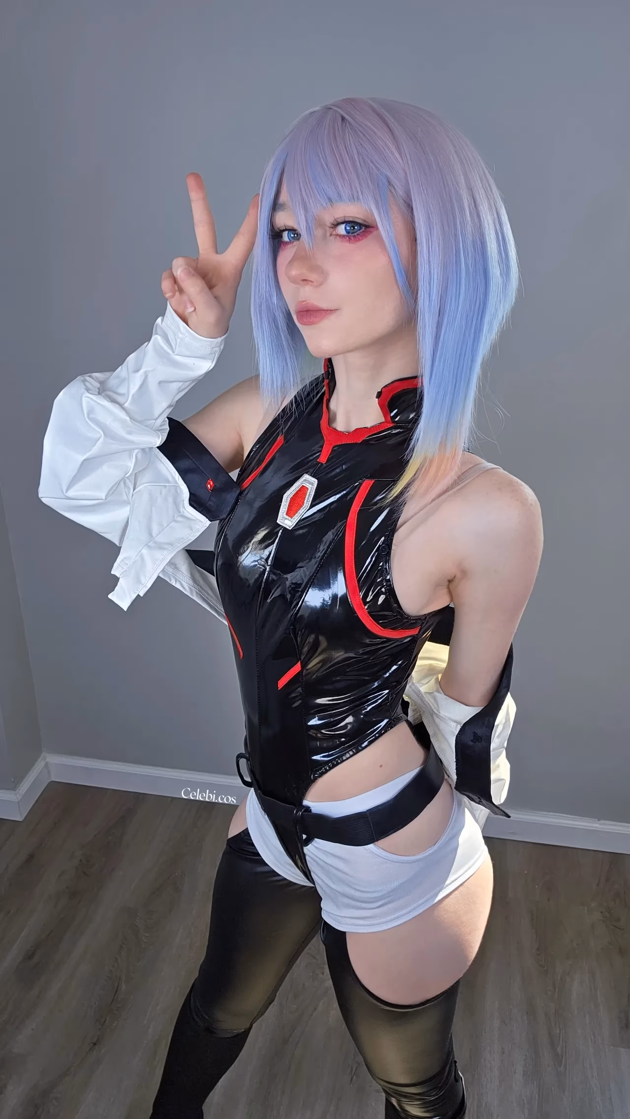 Celebi Cosplays as Lucy — cosplay photo 4 of 34