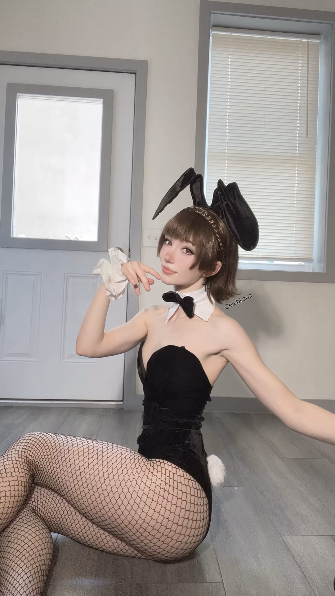 Celebi Cosplays as Makoto Niijima — cosplay photo 5 of 10