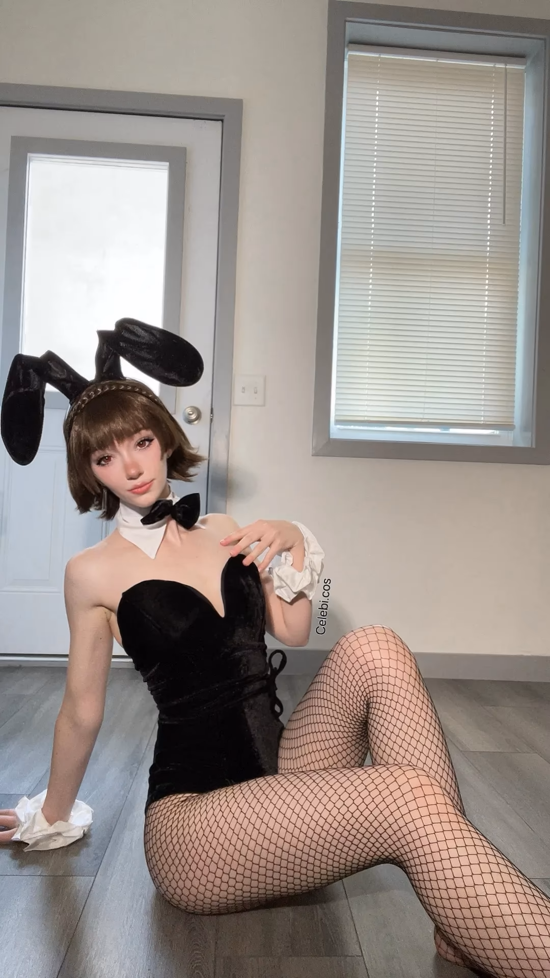 Celebi Cosplays as Makoto Niijima — cosplay photo 8 of 10