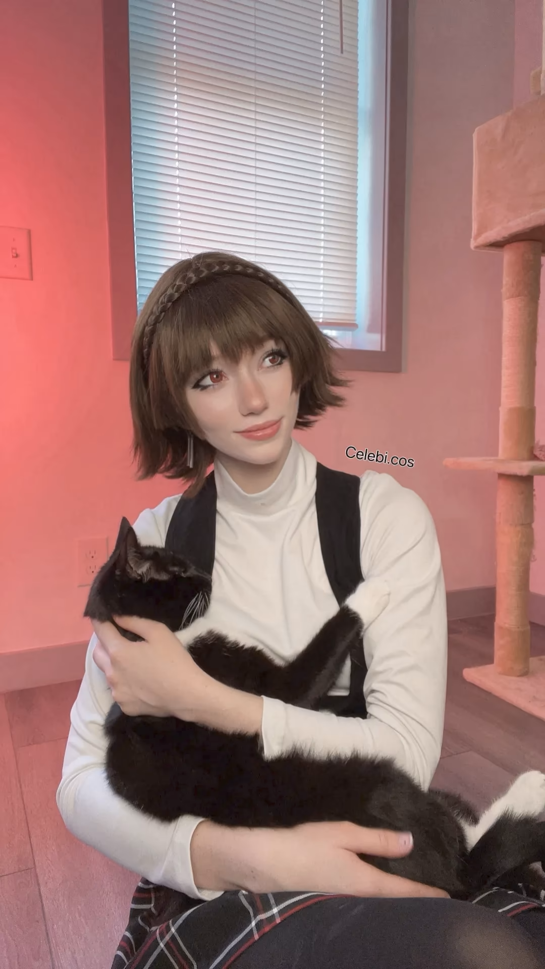 Celebi Cosplays as Makoto Niijima — cosplay photo 13 of 19