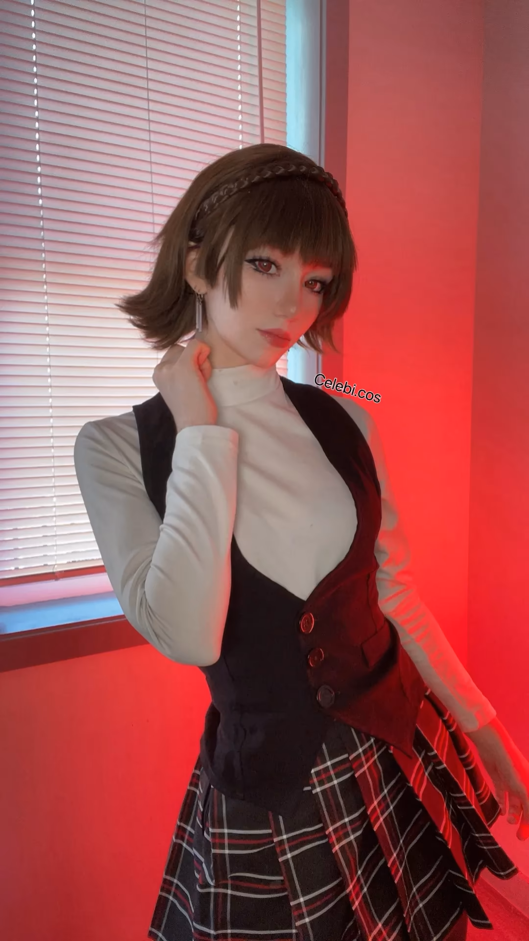 Celebi Cosplays as Makoto Niijima — cosplay photo 7 of 19