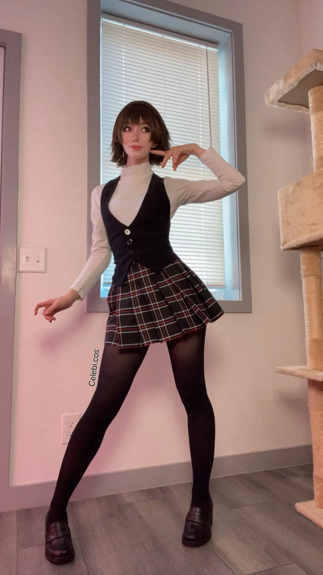 Celebi Cosplays as Makoto Niijima — cosplay photo 8 of 19