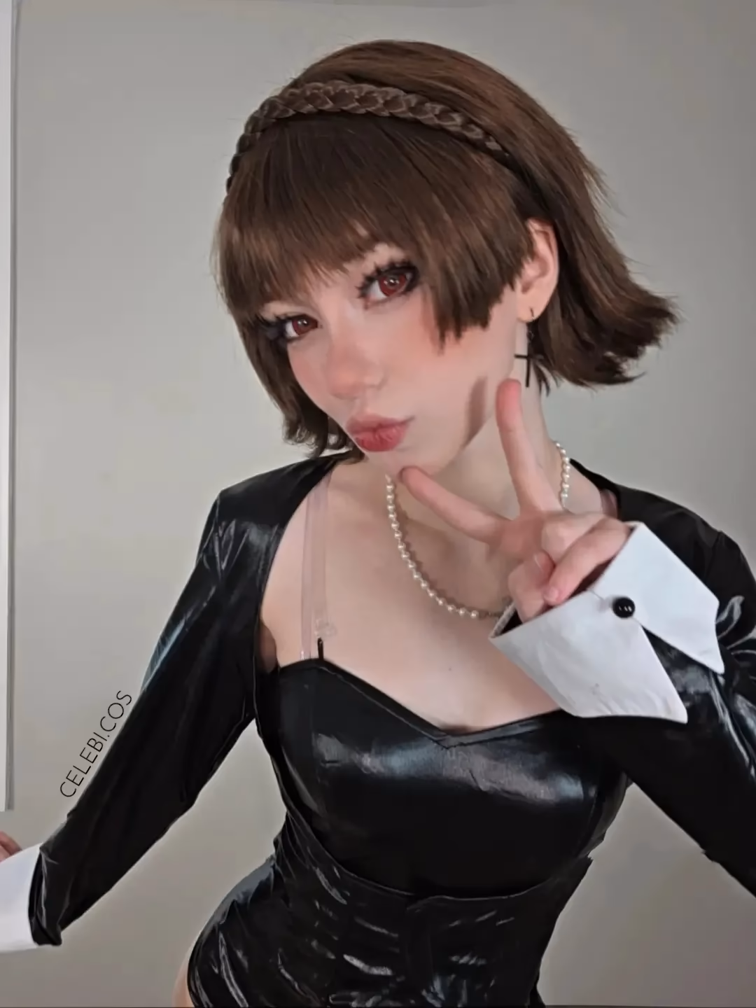Celebi Cosplays as Makoto Niijima — cosplay photo 9 of 18