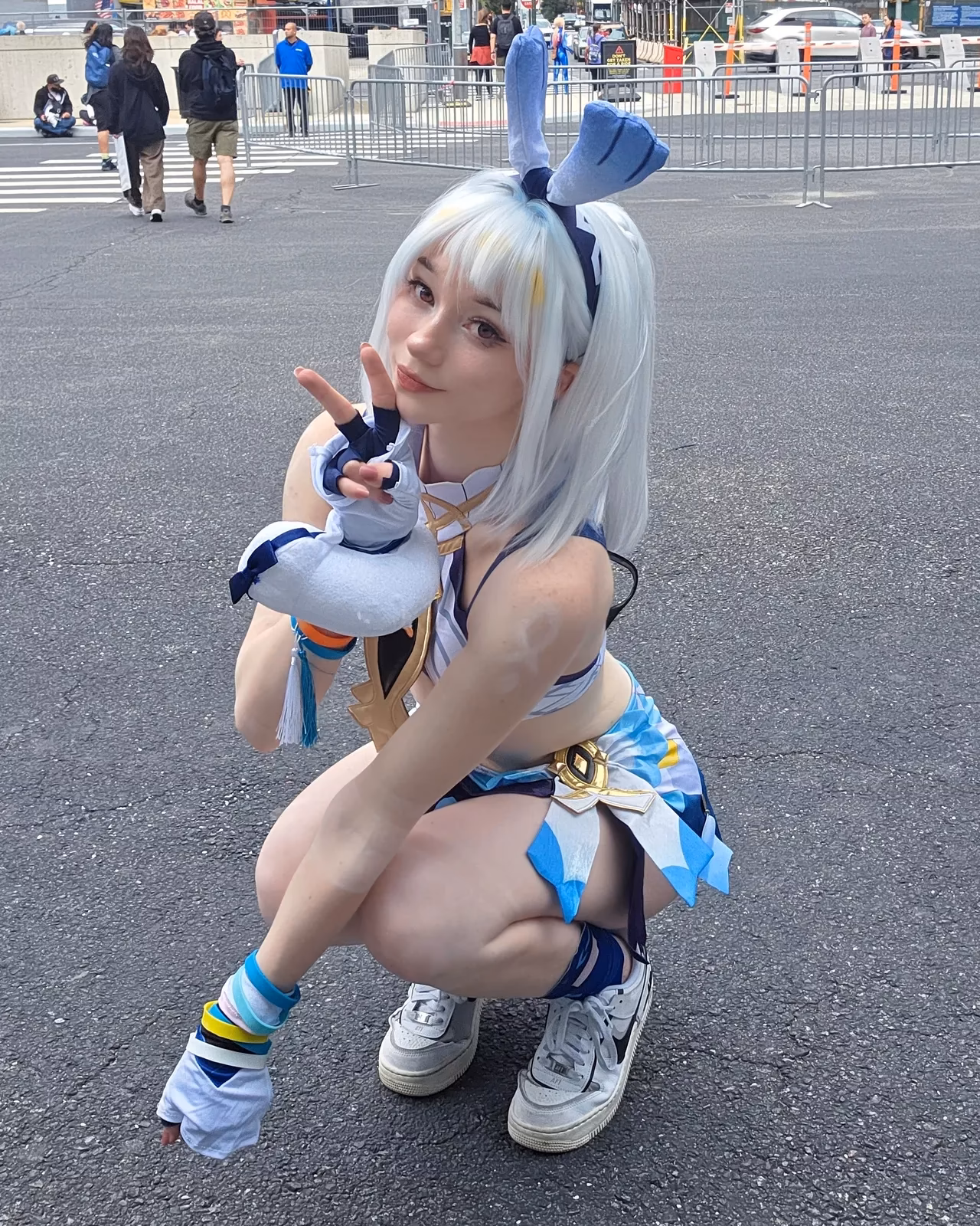Celebi Cosplays as Mualani — cosplay photo 8 of 14