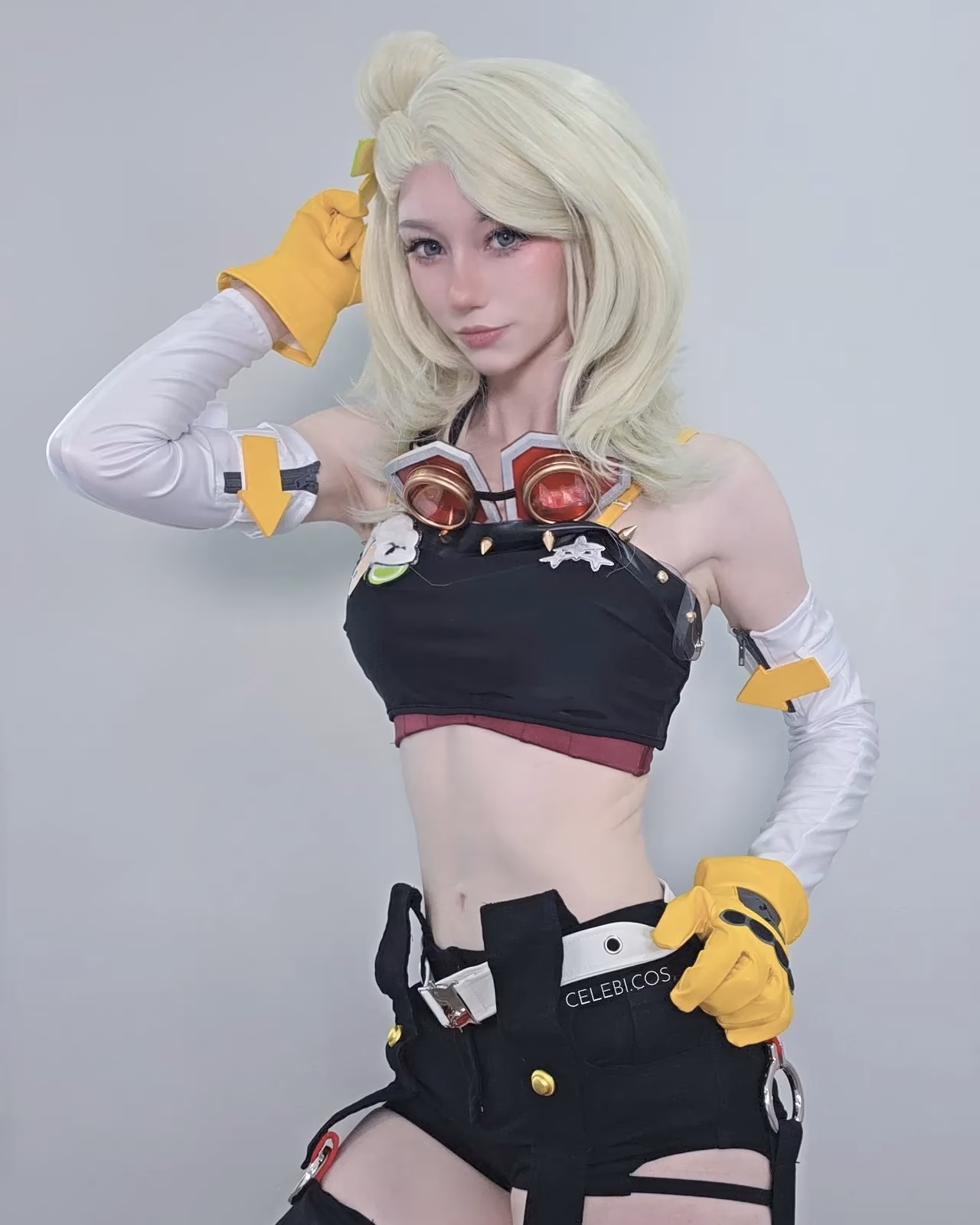 Celebi Cosplays as Piper Wheel — cosplay photo 14 of 14
