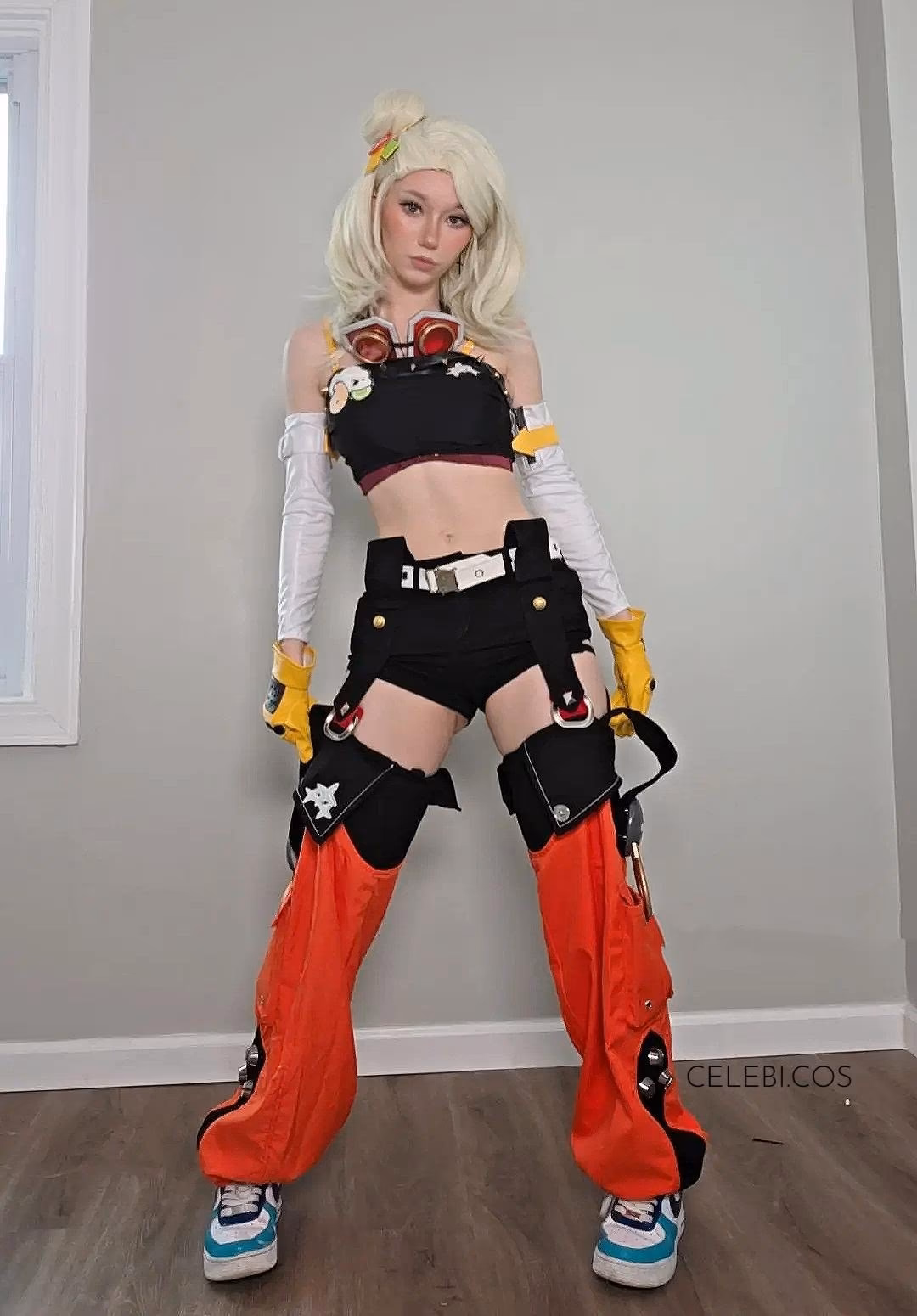 Celebi Cosplays as Piper Wheel — cosplay photo 8 of 14